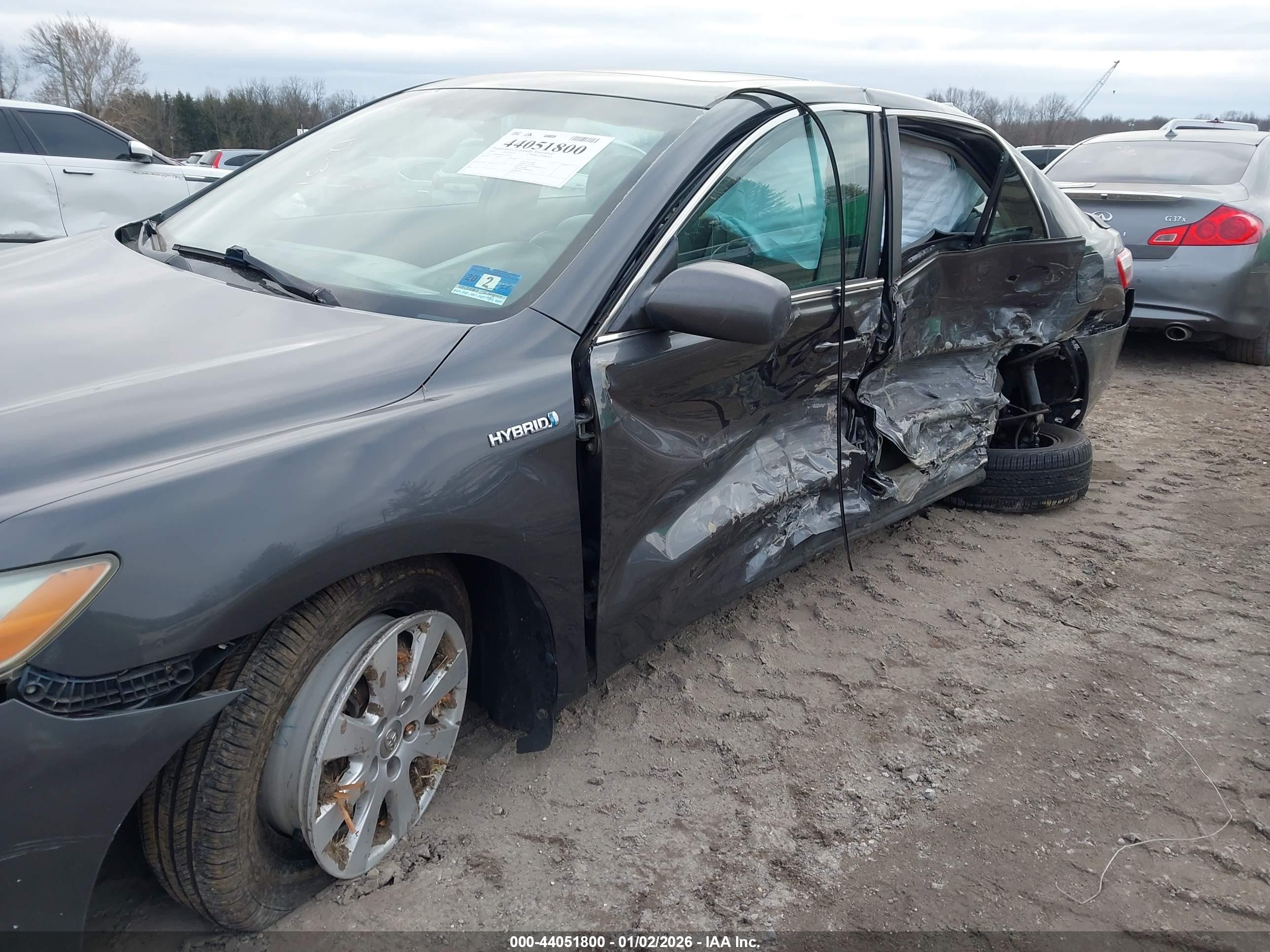 TOYOTA CAMRY image 6