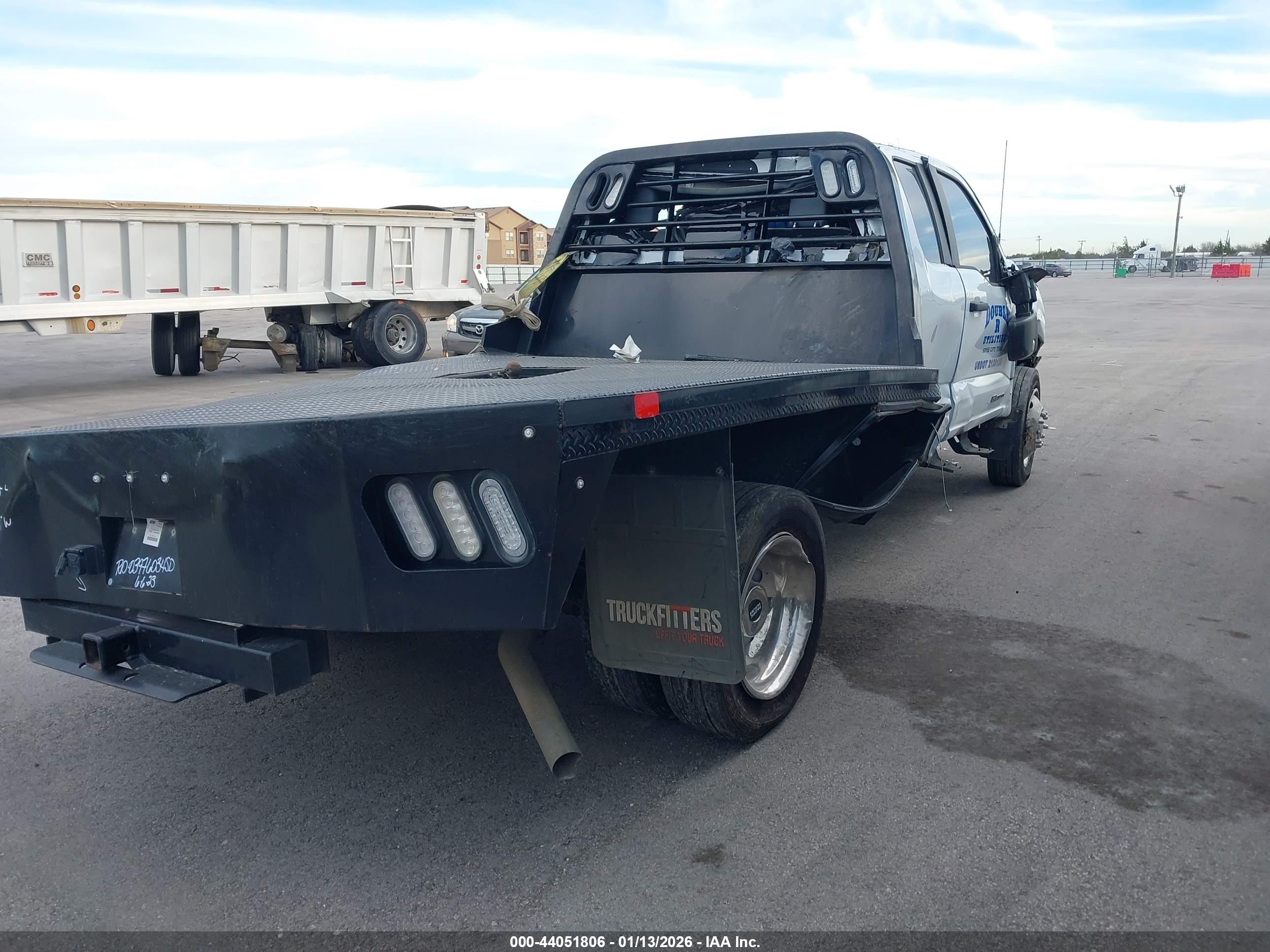 FORD F-550 image 4