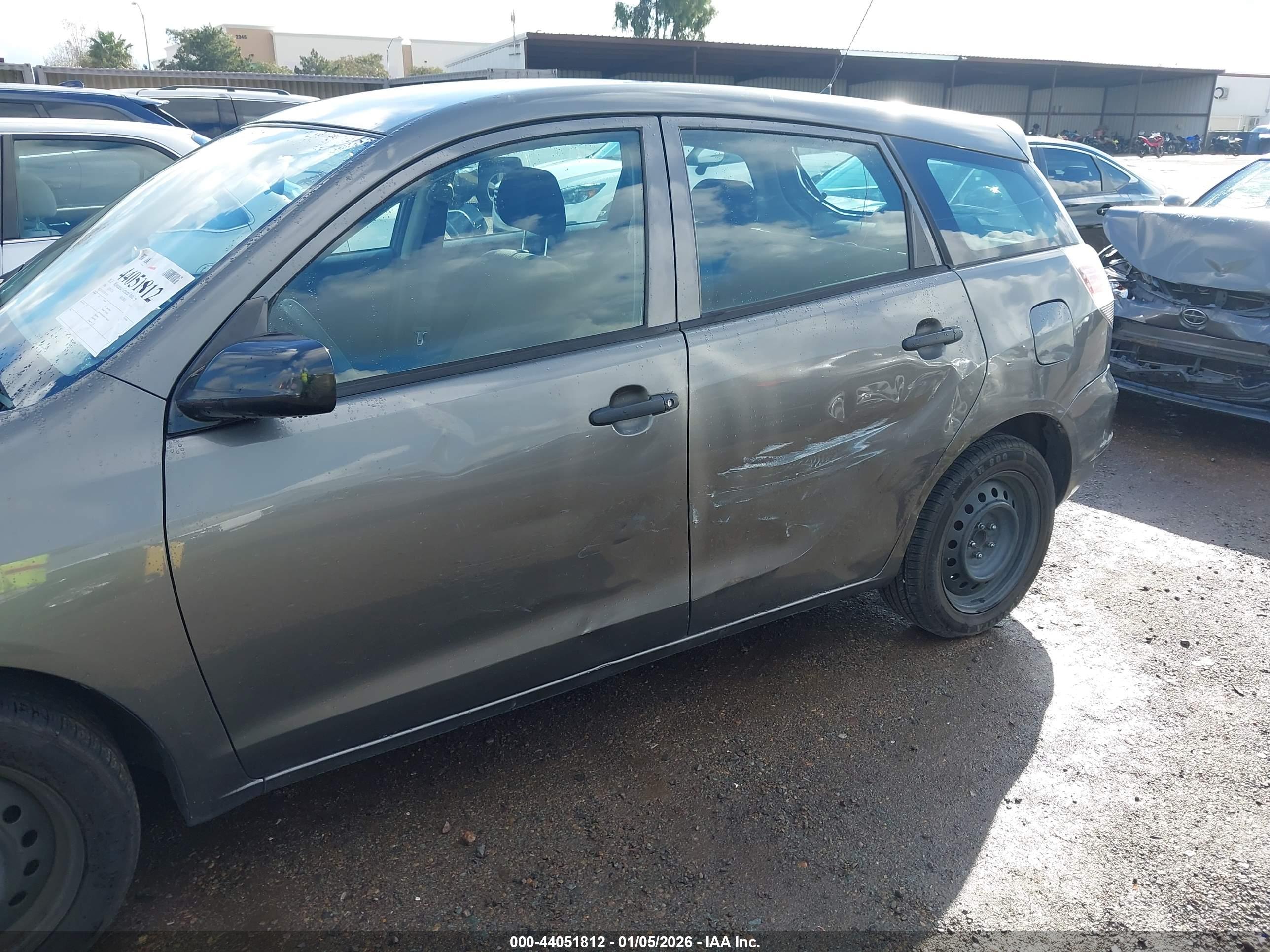 TOYOTA MATRIX image 6