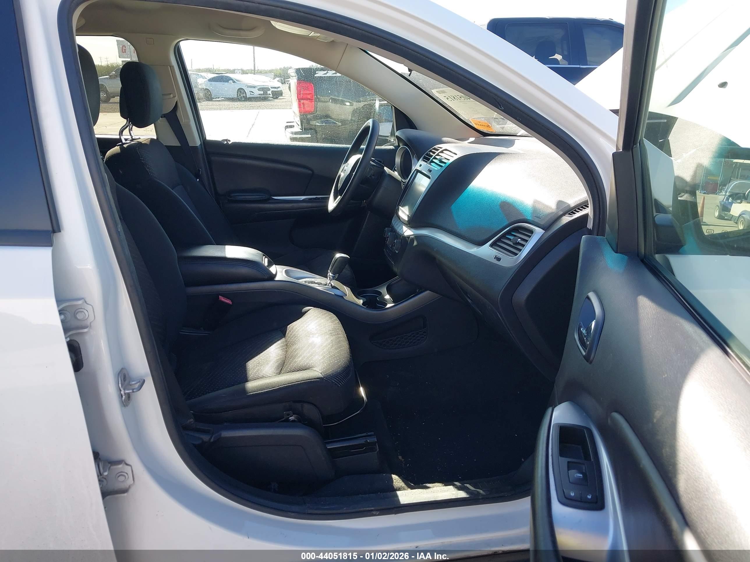 DODGE JOURNEY image 5