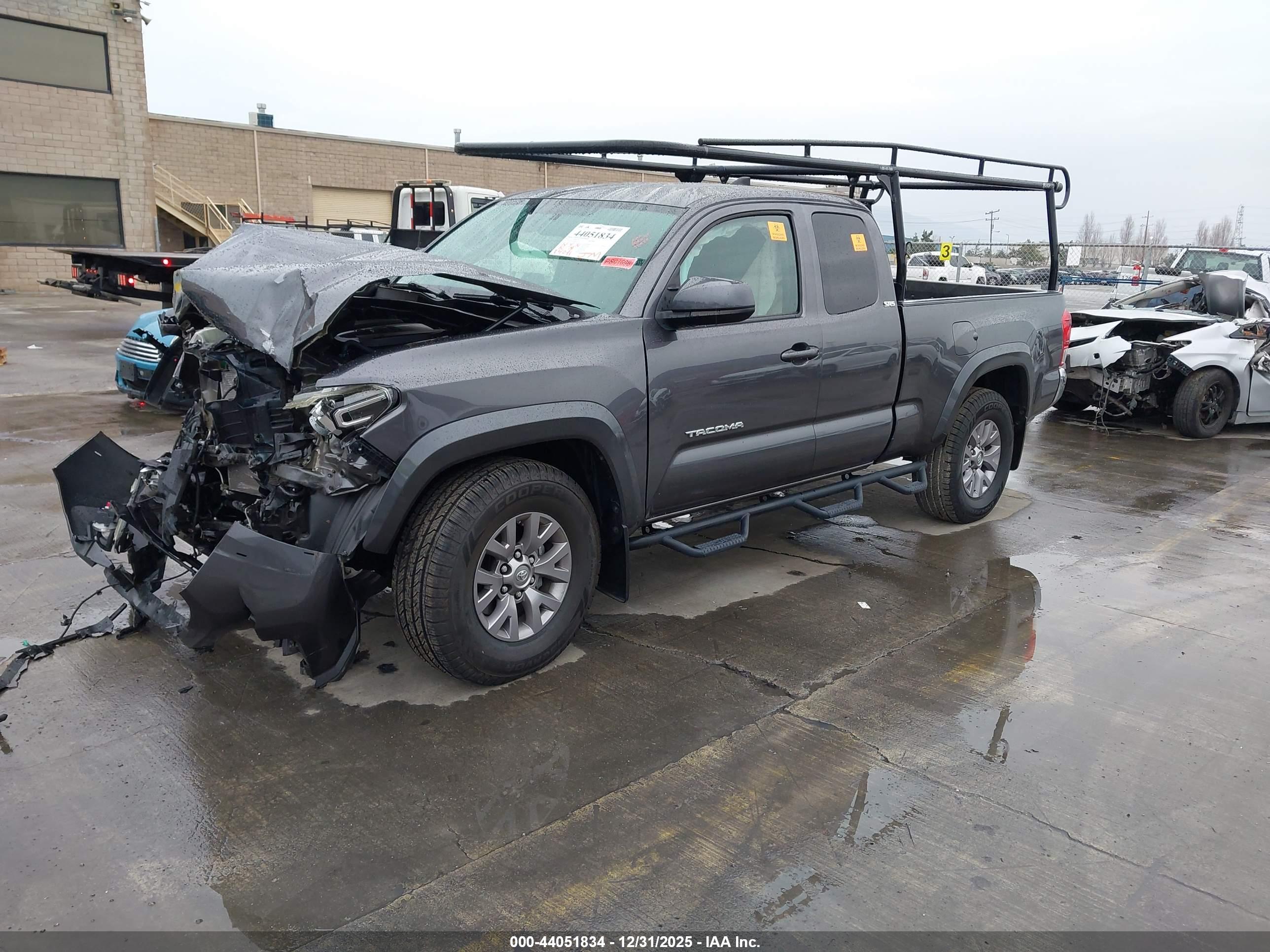 TOYOTA TACOMA image 2