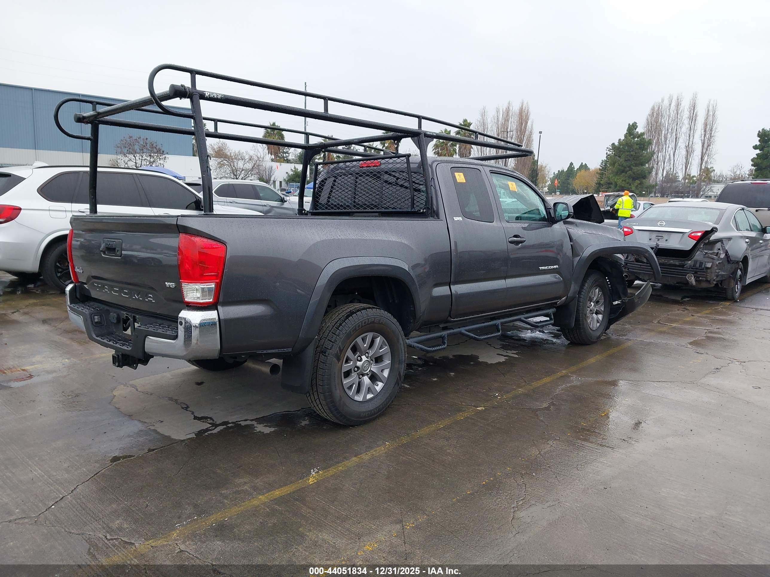 TOYOTA TACOMA image 4