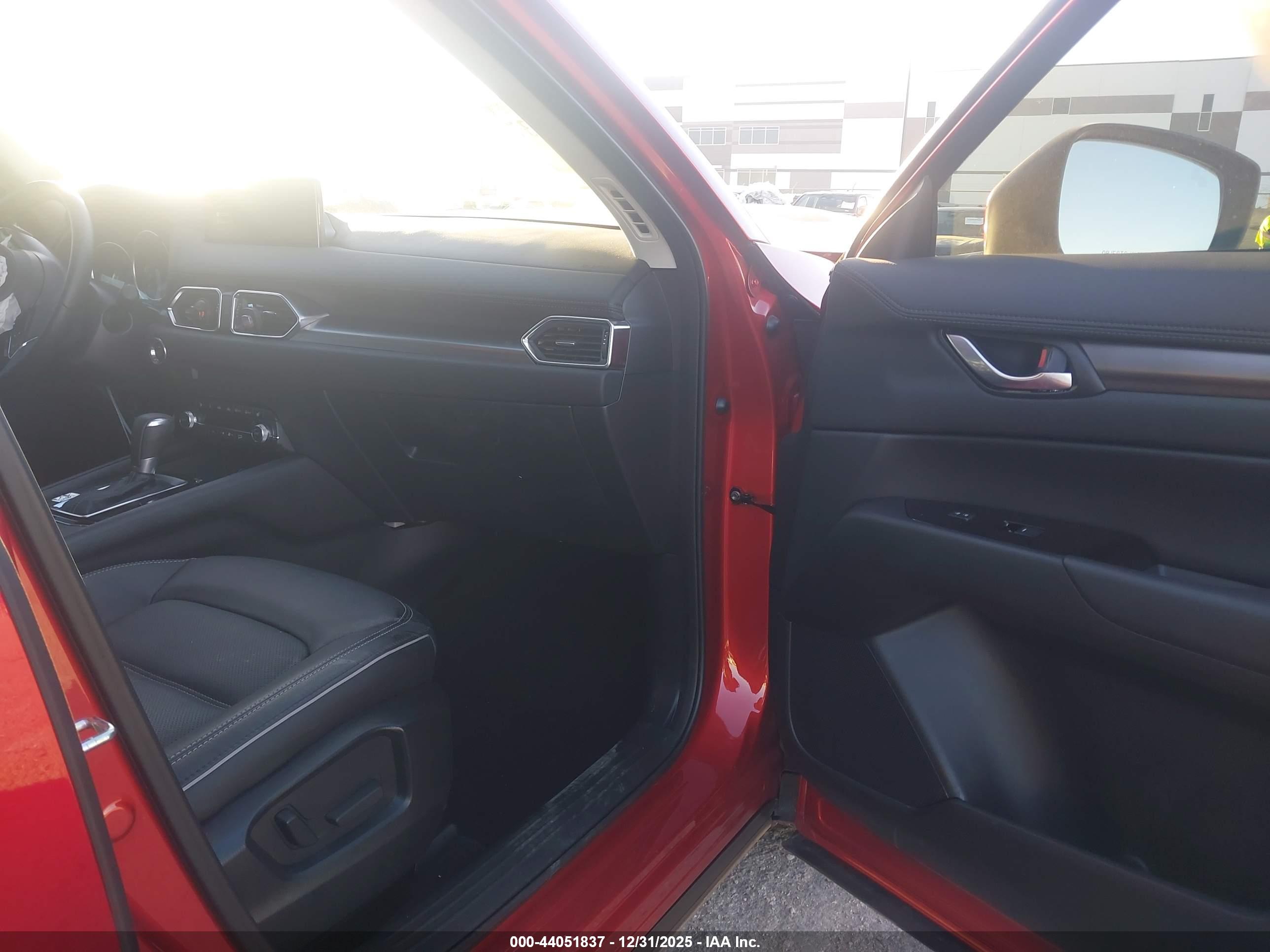 MAZDA CX-5 image 5