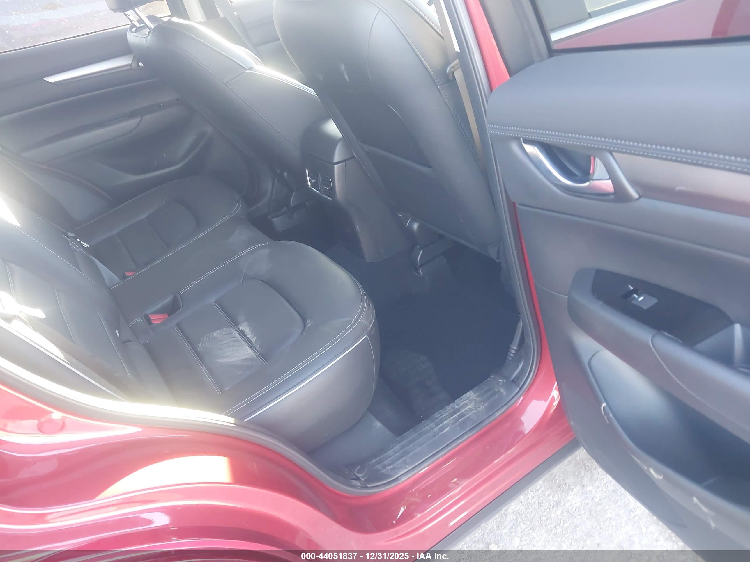 MAZDA CX-5 image 8