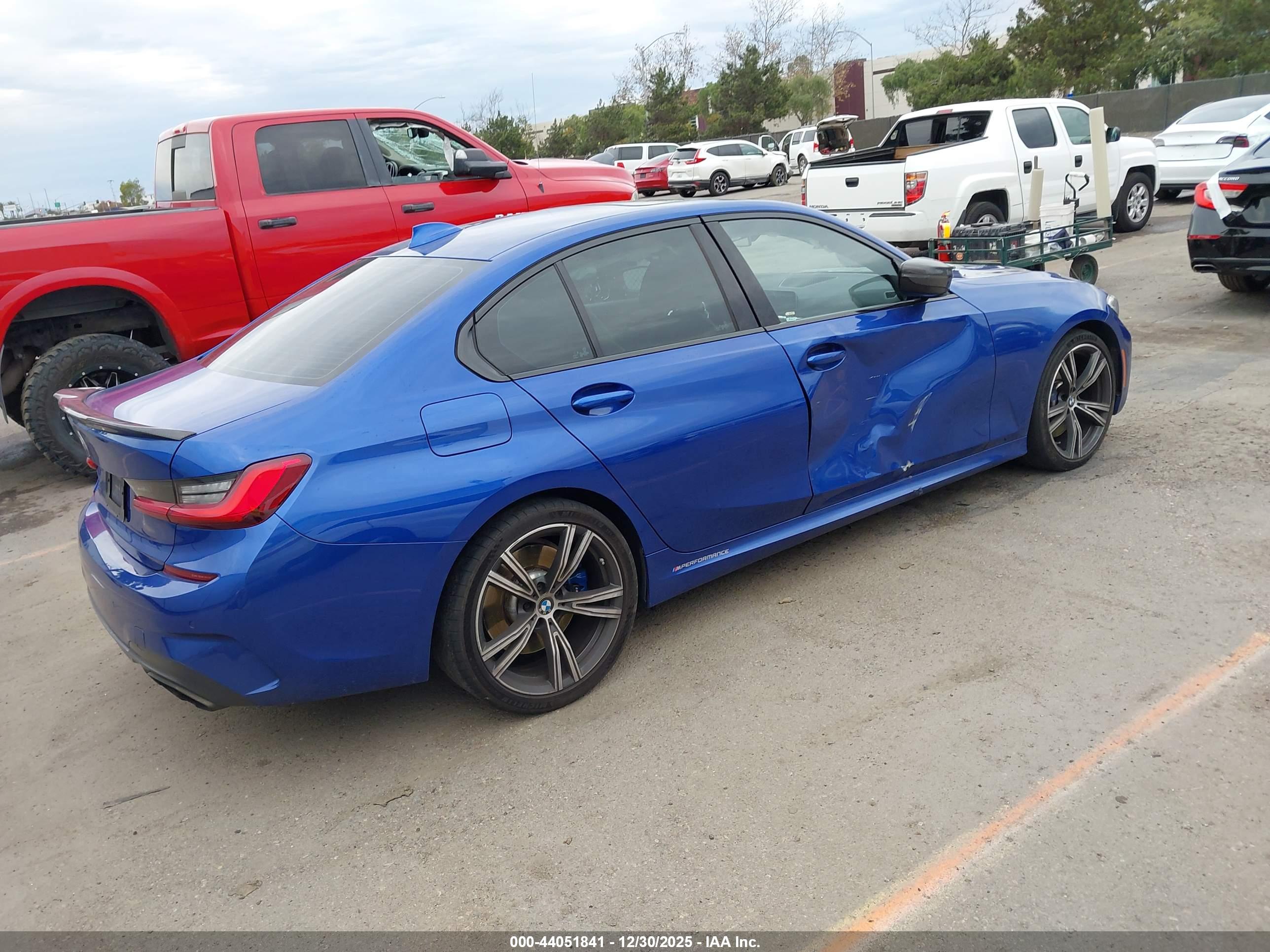 BMW 3 image 4
