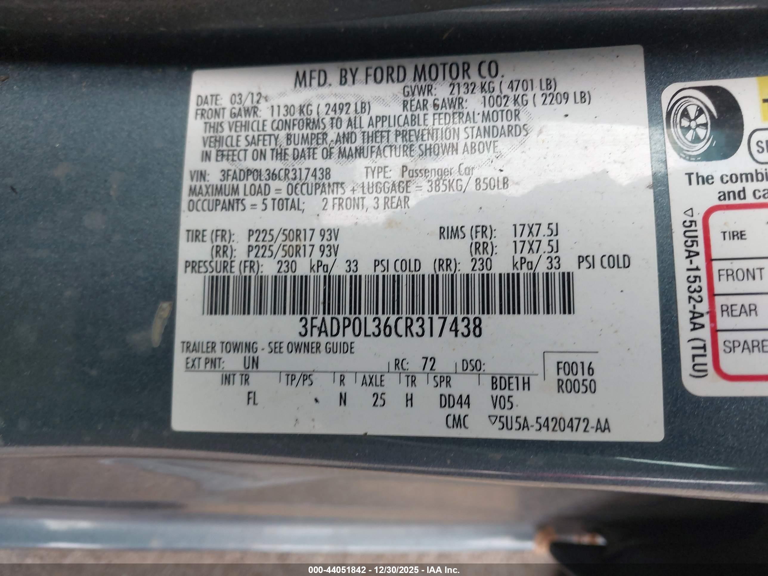 FORD FUSION image 9
