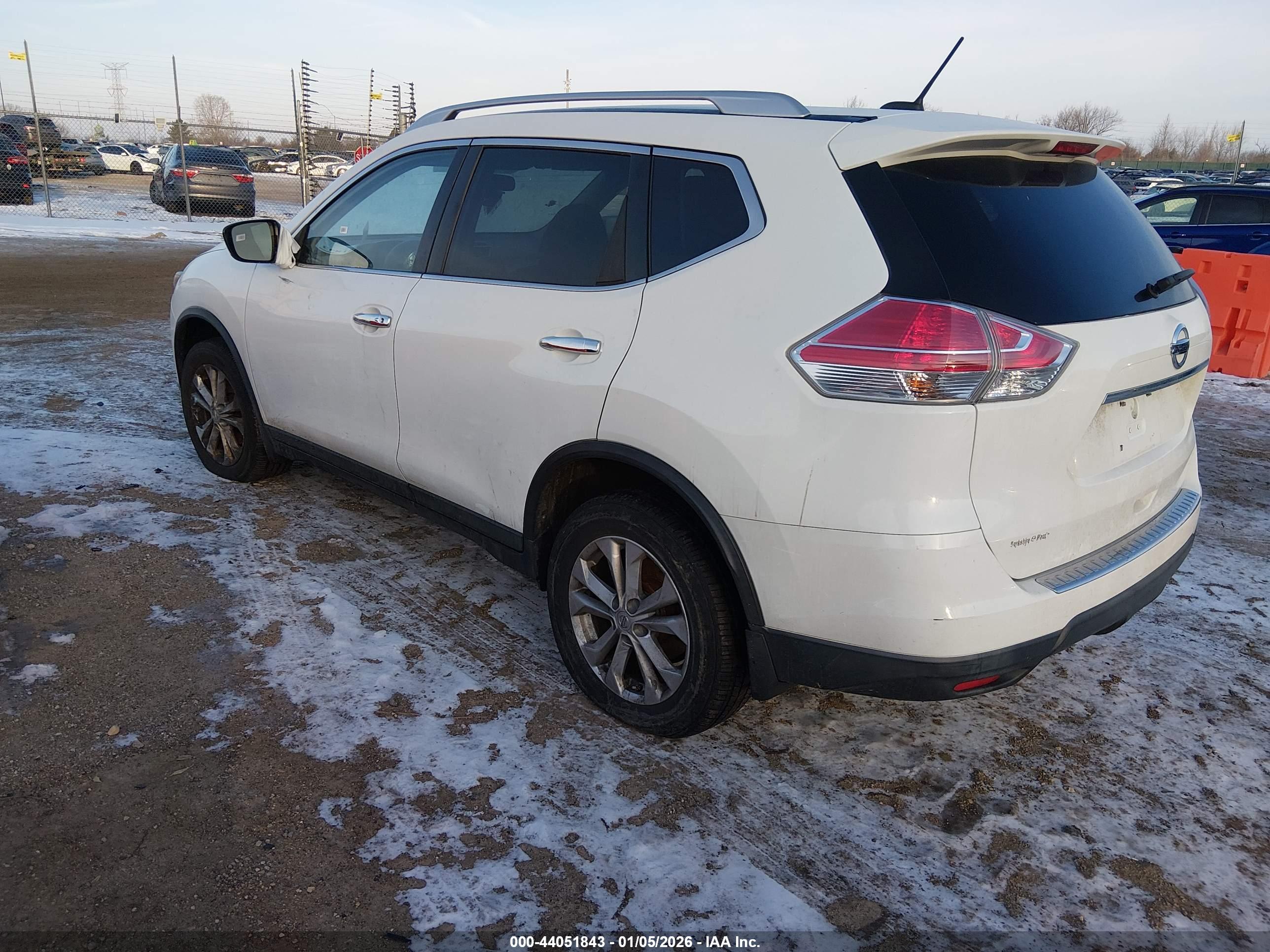 NISSAN ROGUE image 3