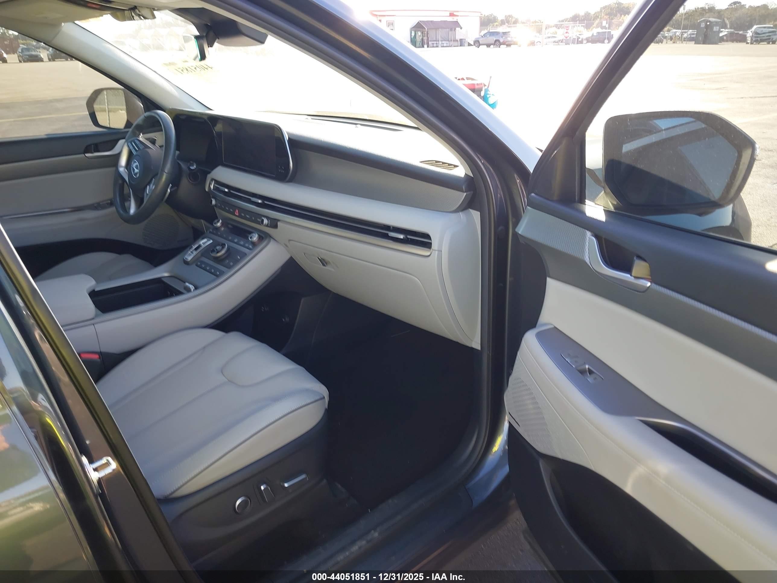 HYUNDAI PALISADE image 5
