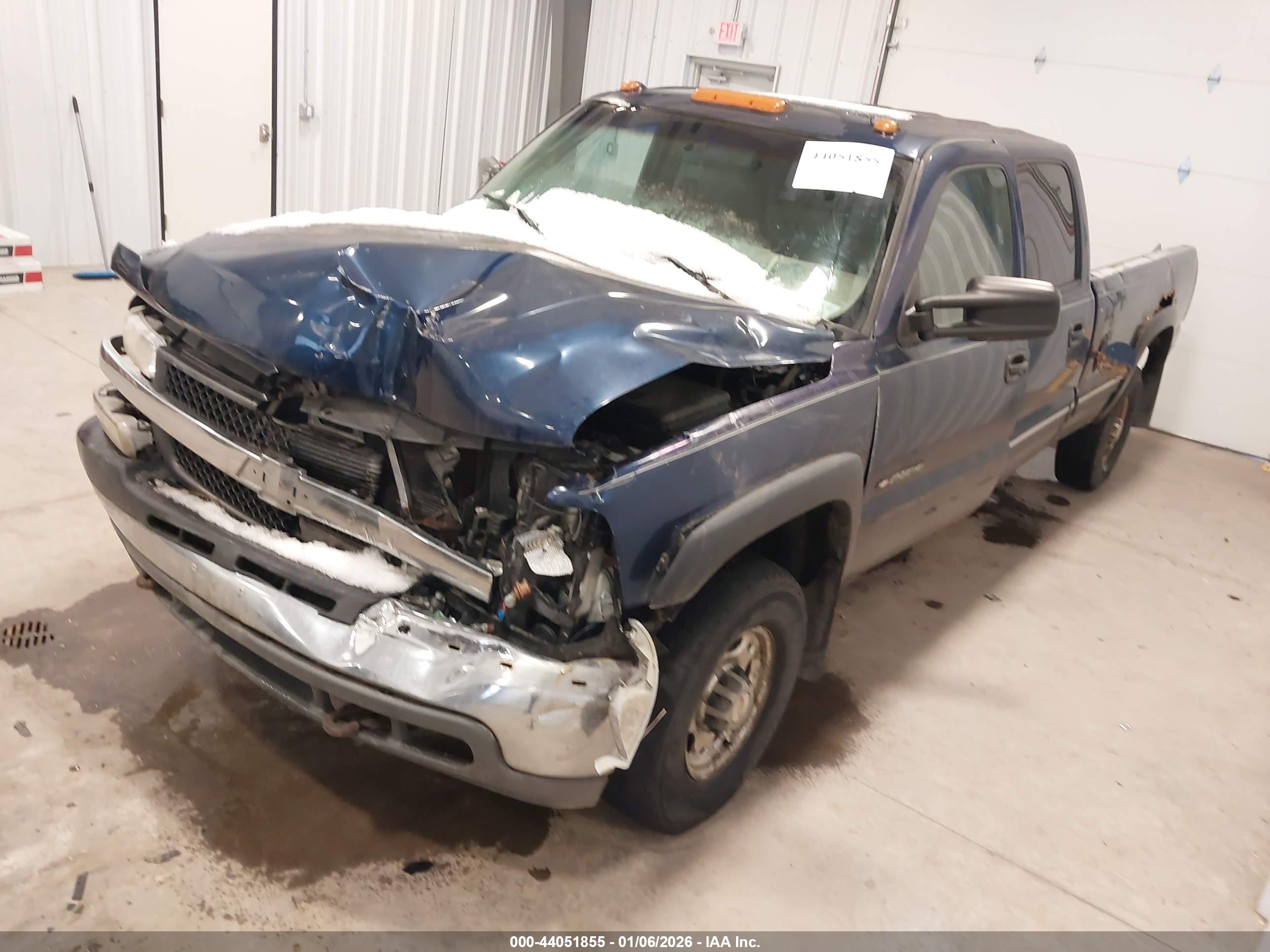 CHEVROLET SILVERADO image 2