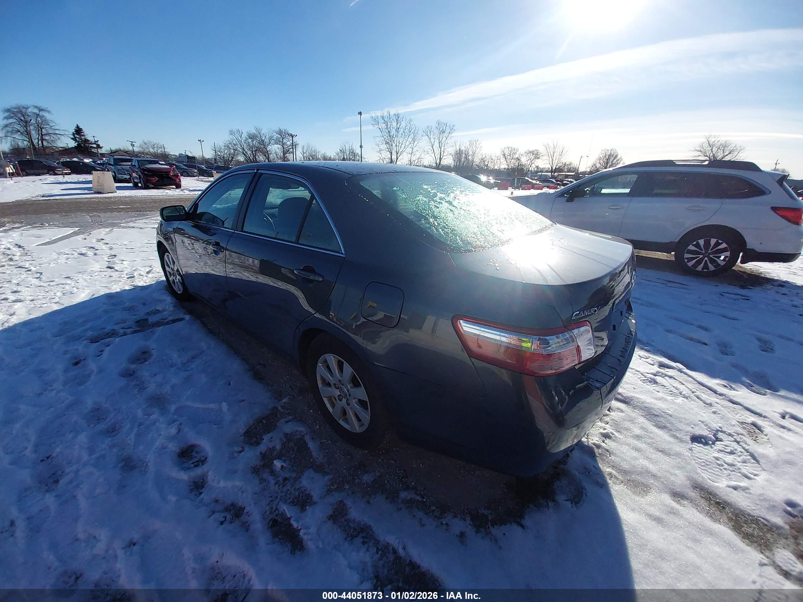 TOYOTA CAMRY image 3