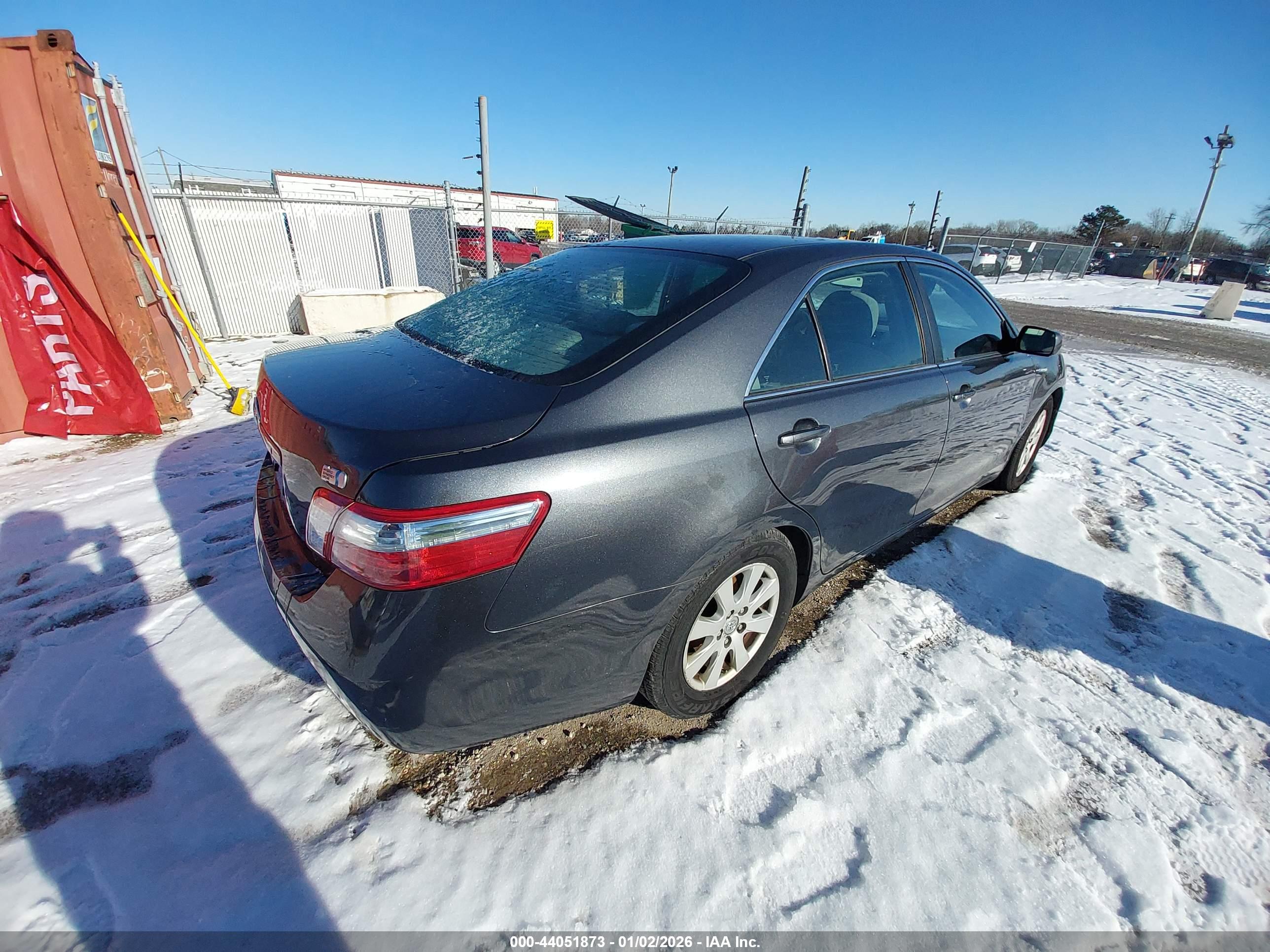 TOYOTA CAMRY image 4
