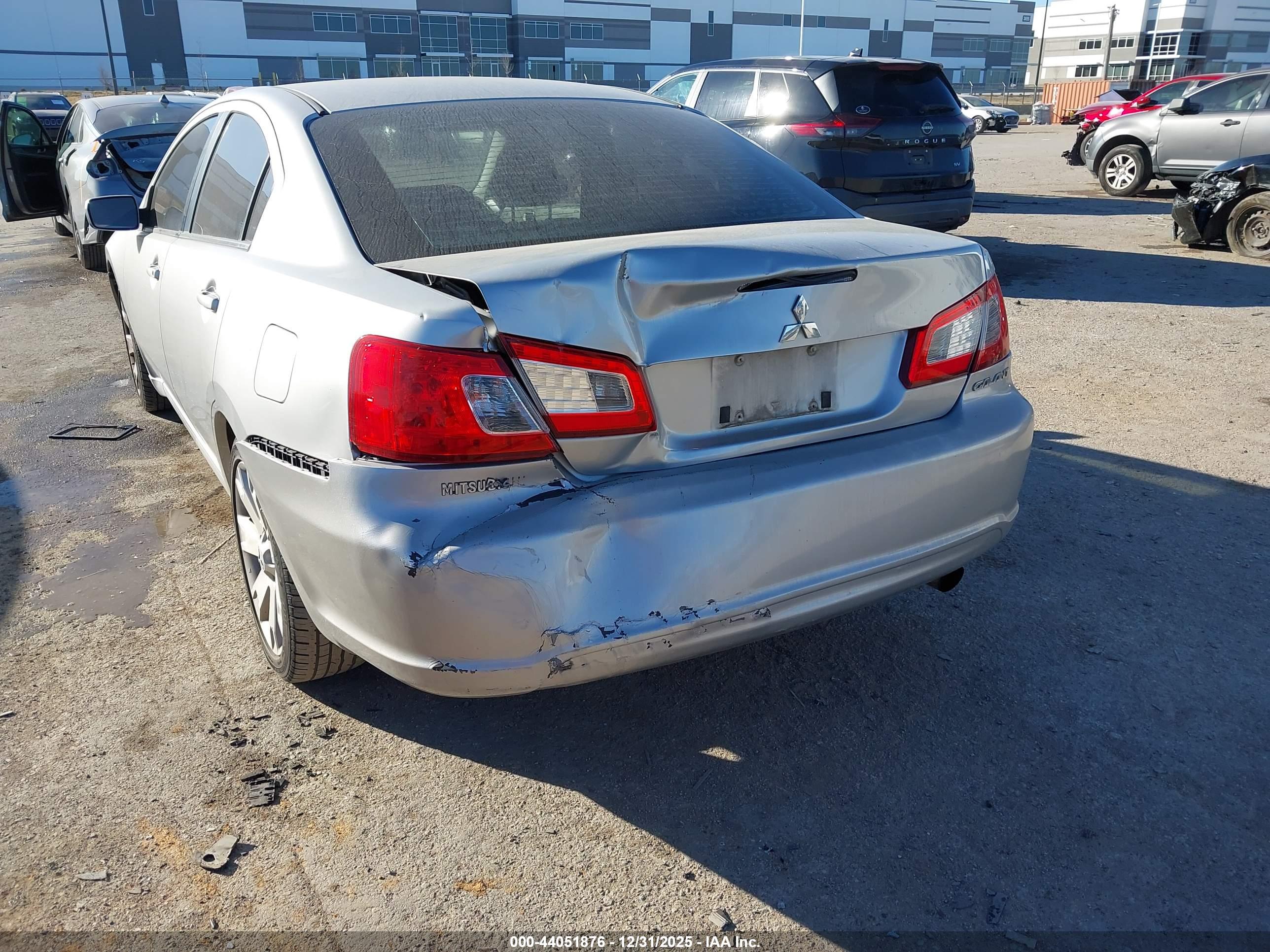 MITSUBISHI GALANT image 6