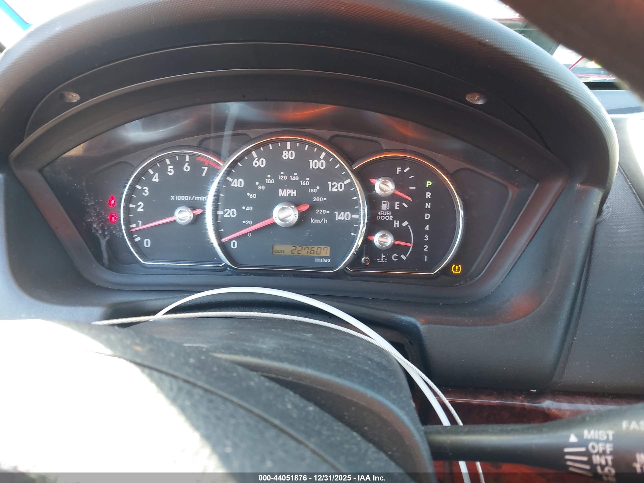 MITSUBISHI GALANT image 7