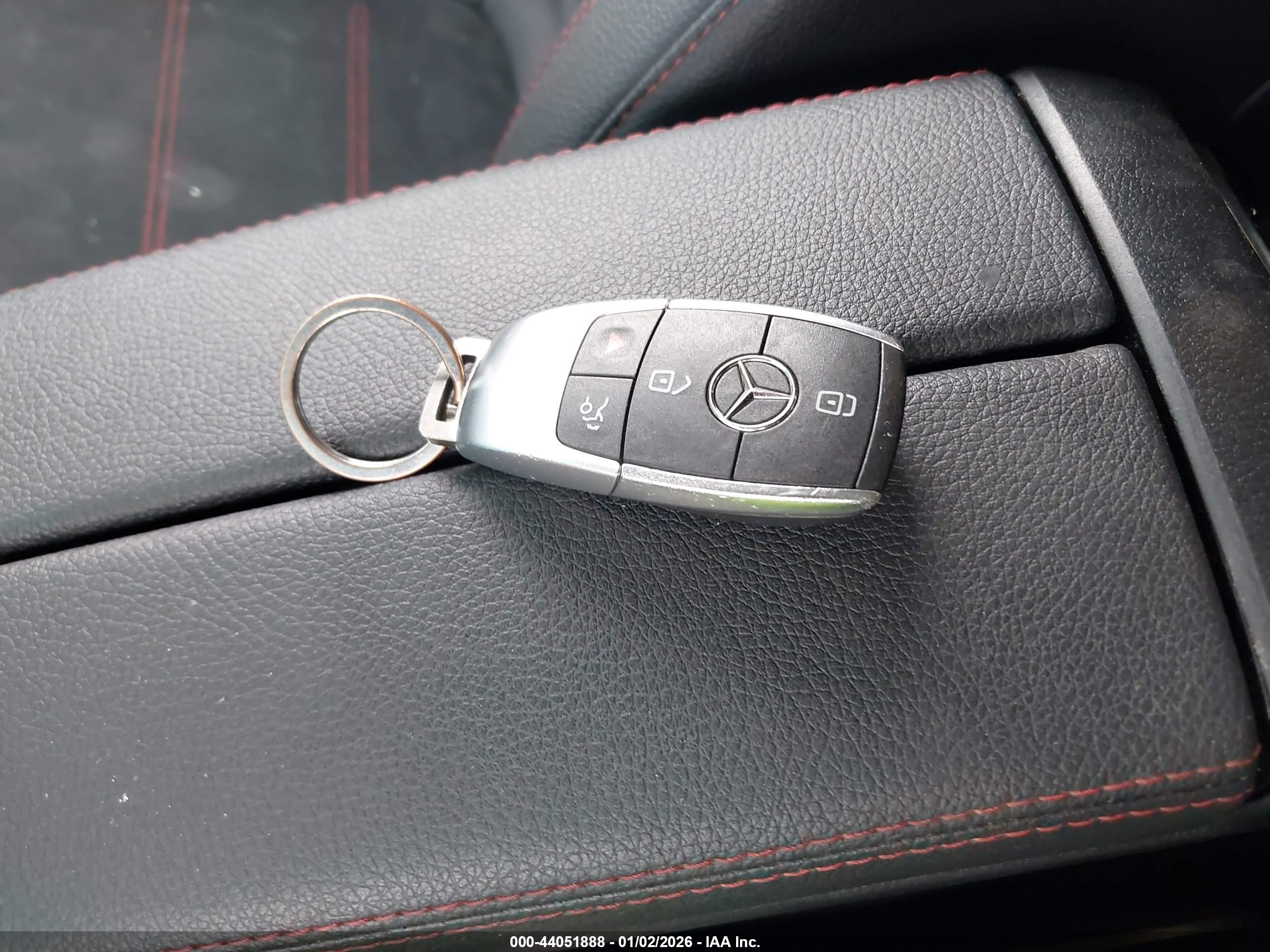 MERCEDES-BENZ CLA image 11