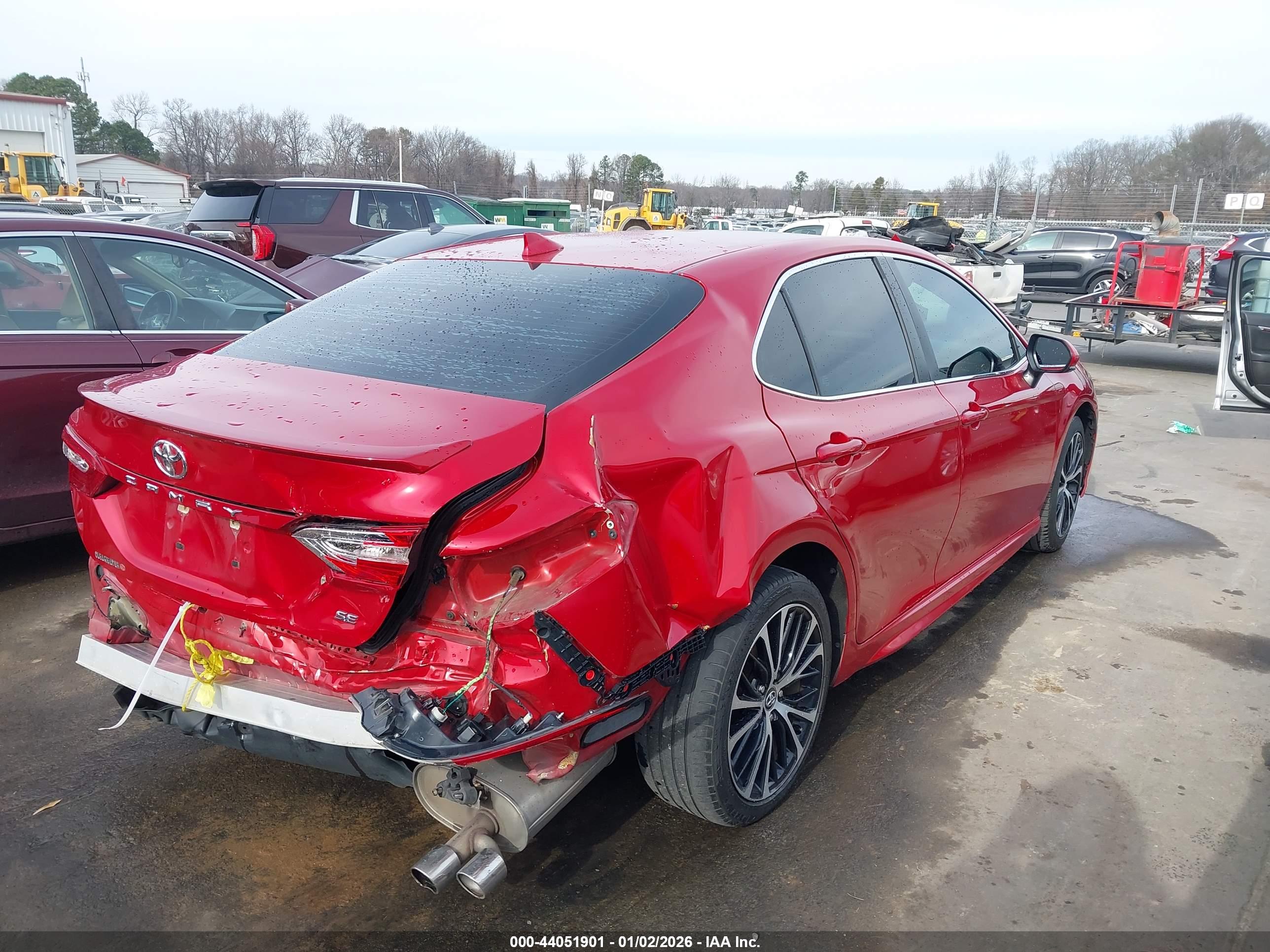 TOYOTA CAMRY image 4