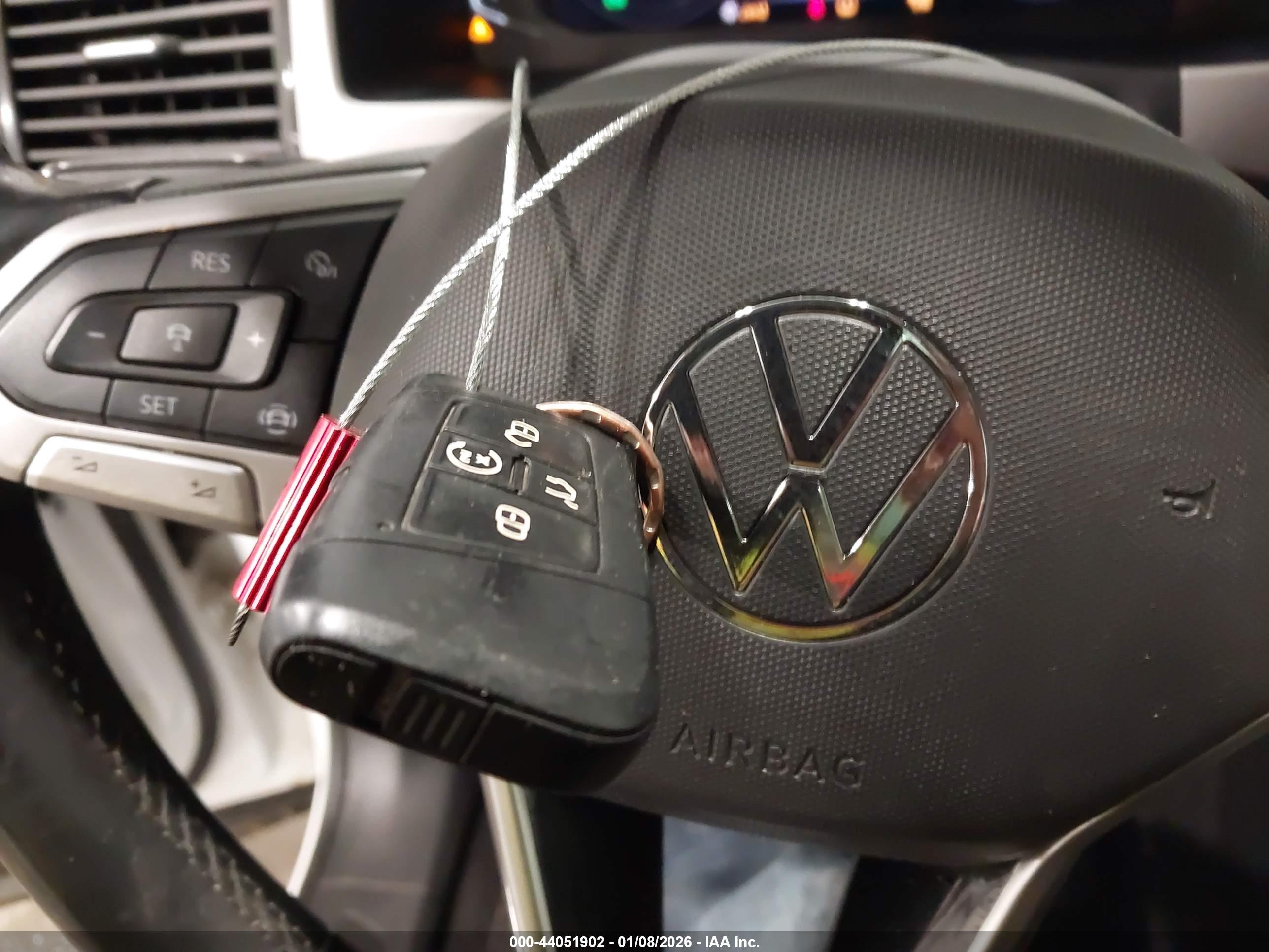 VOLKSWAGEN ATLAS image 11