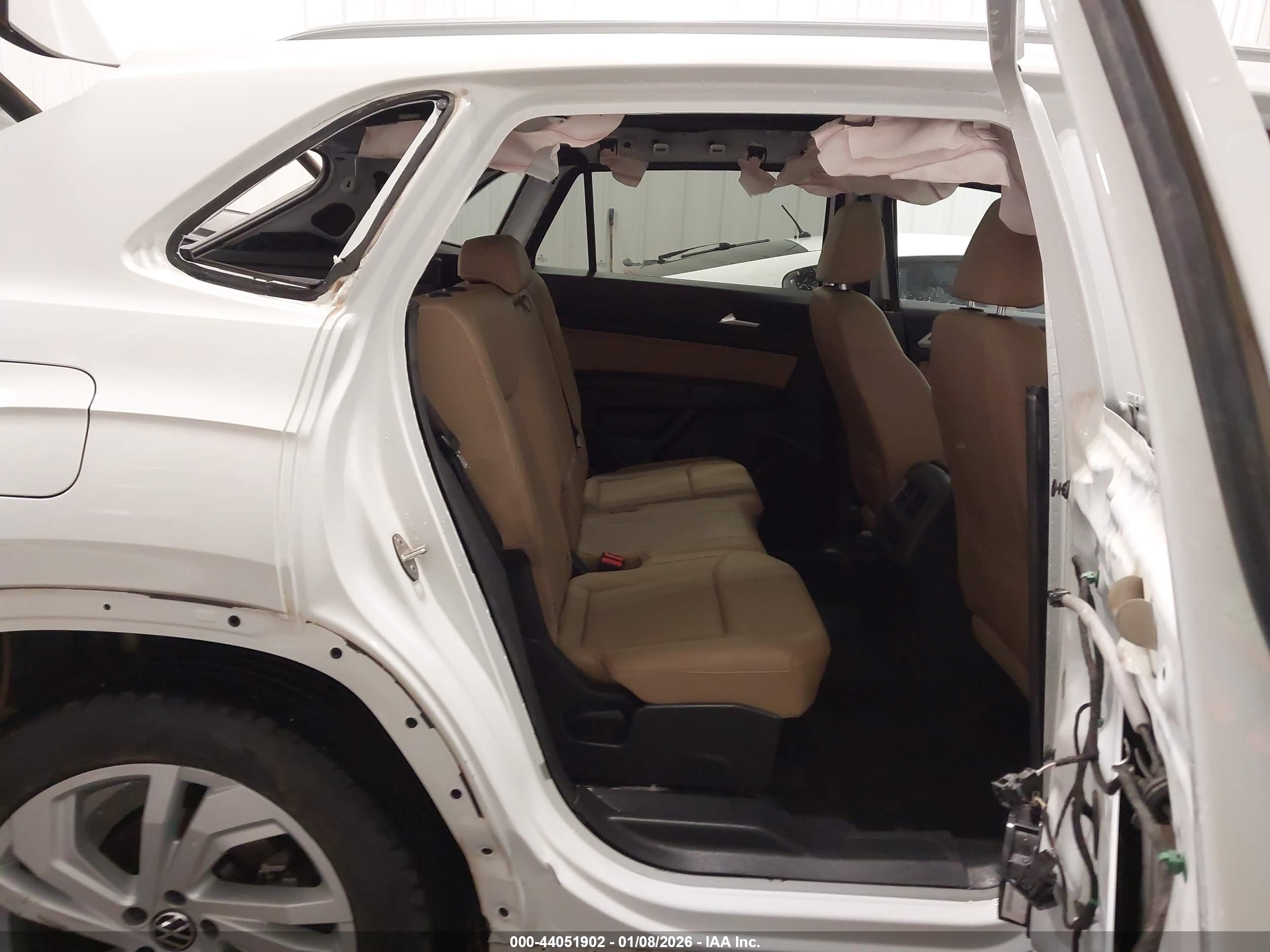 VOLKSWAGEN ATLAS image 8