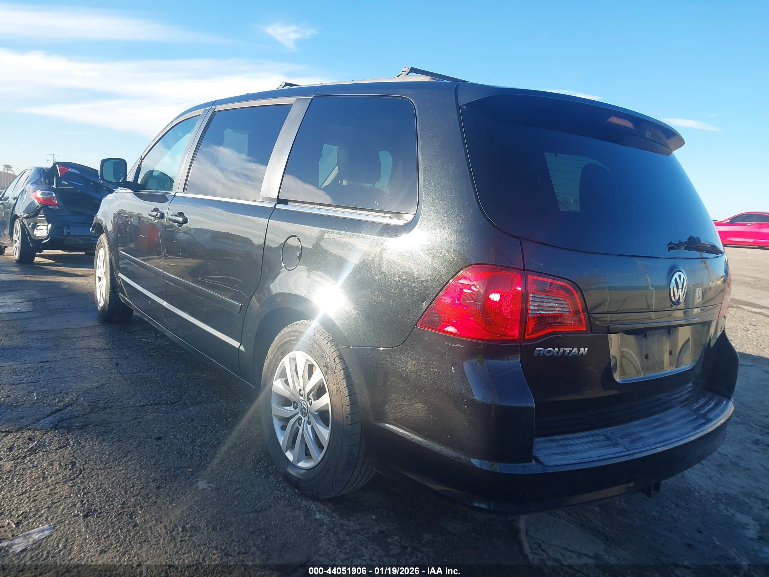 VOLKSWAGEN ROUTAN image 3