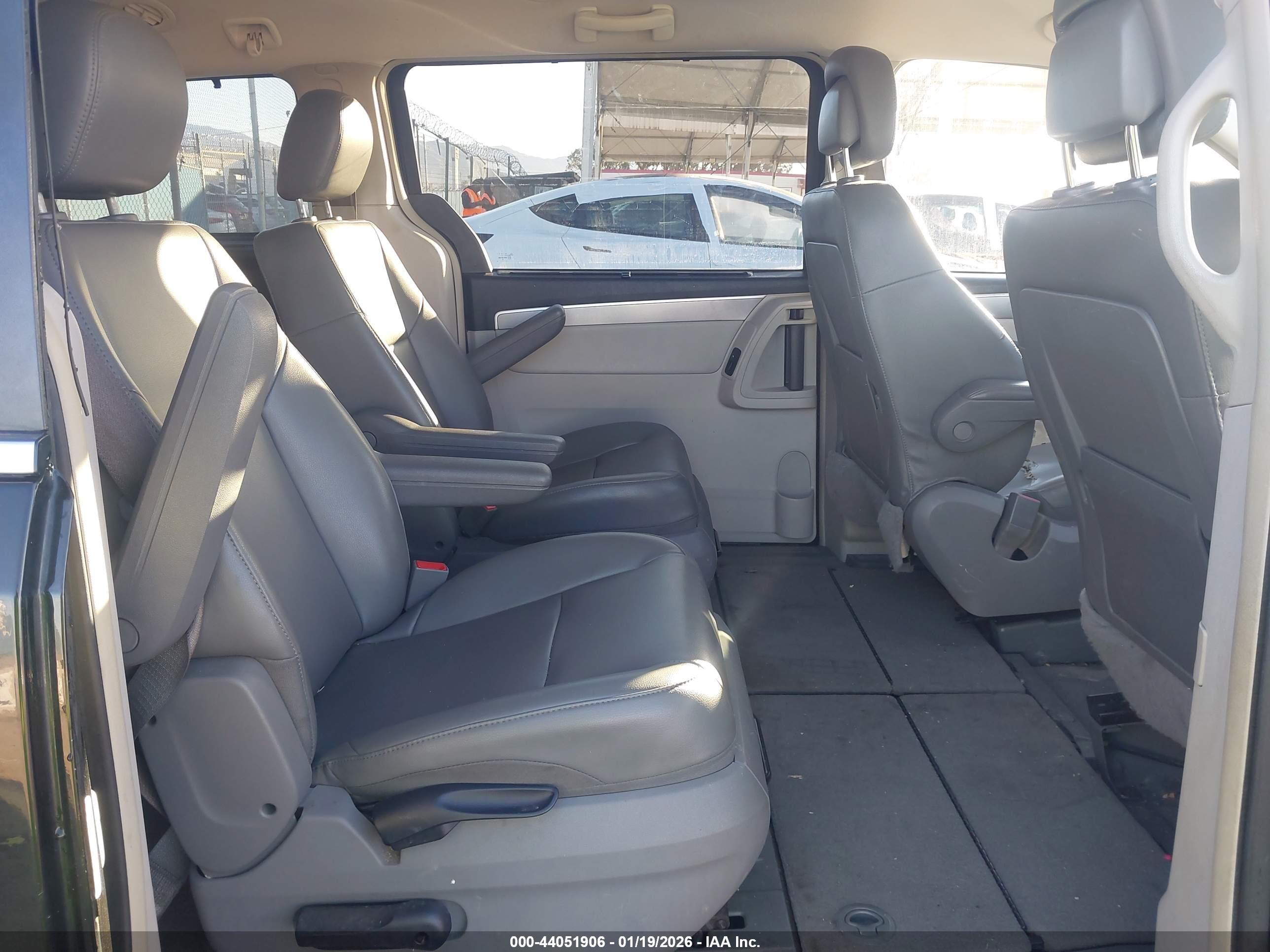 VOLKSWAGEN ROUTAN image 8