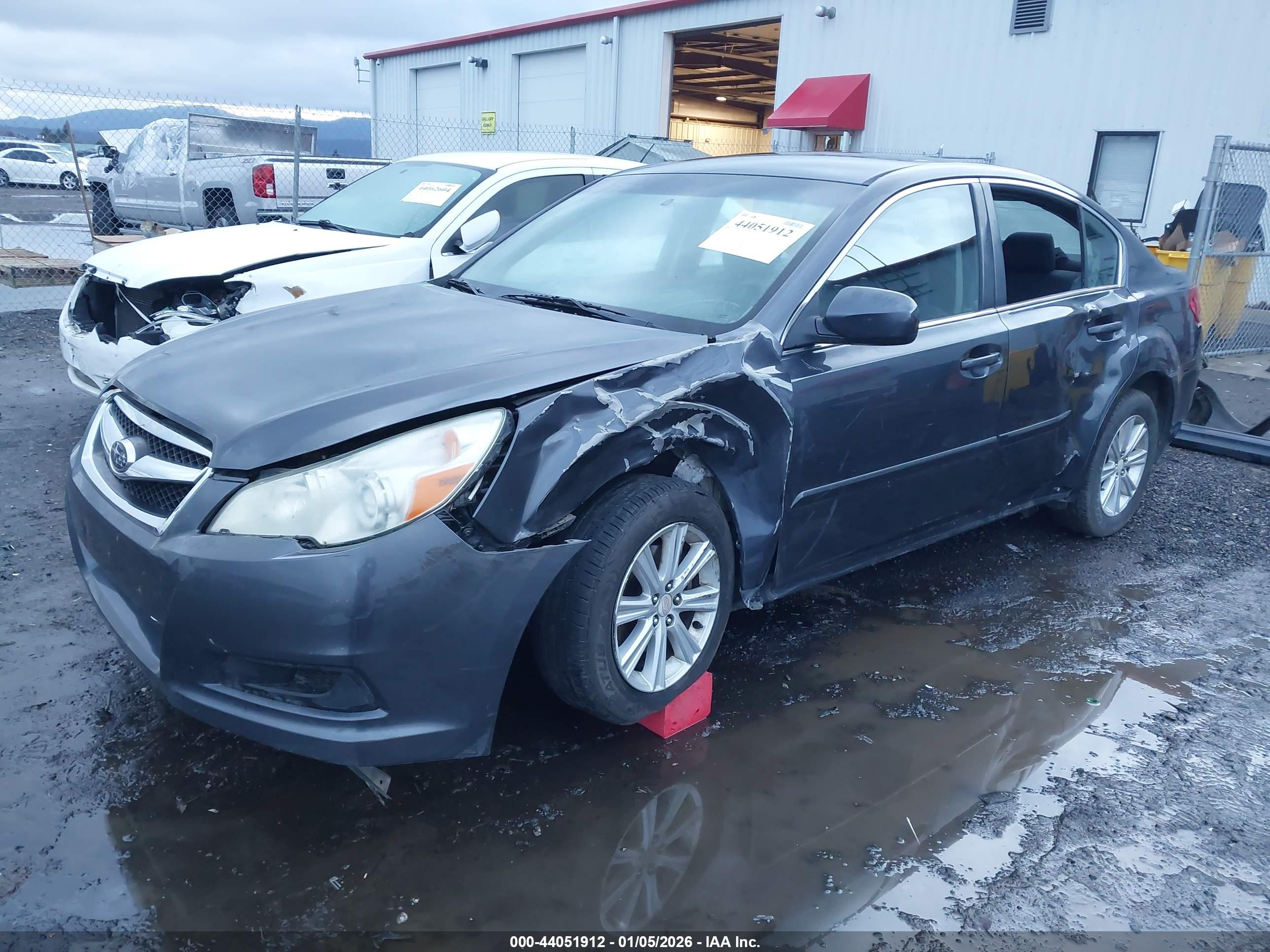 SUBARU LEGACY image 2