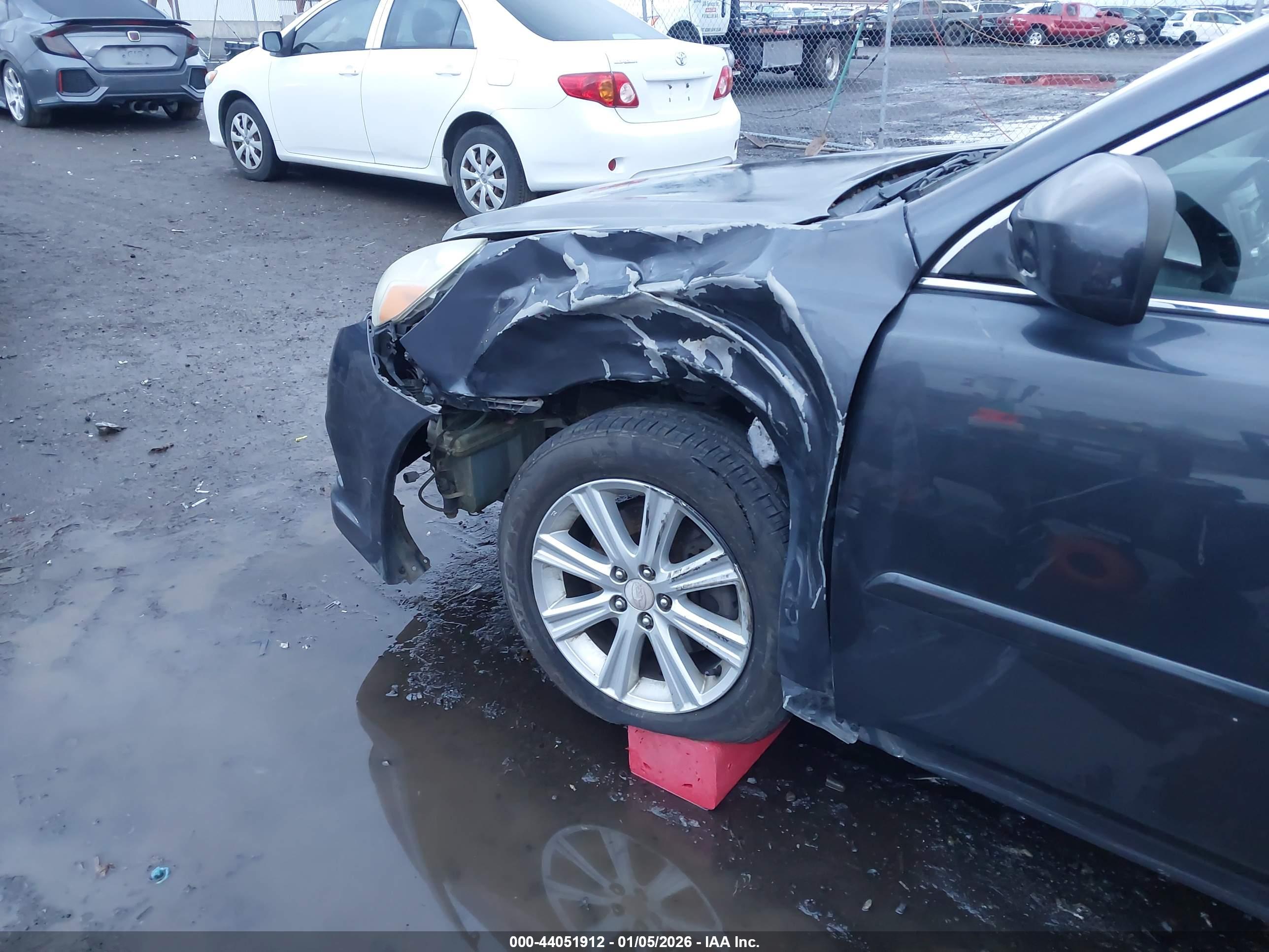SUBARU LEGACY image 6