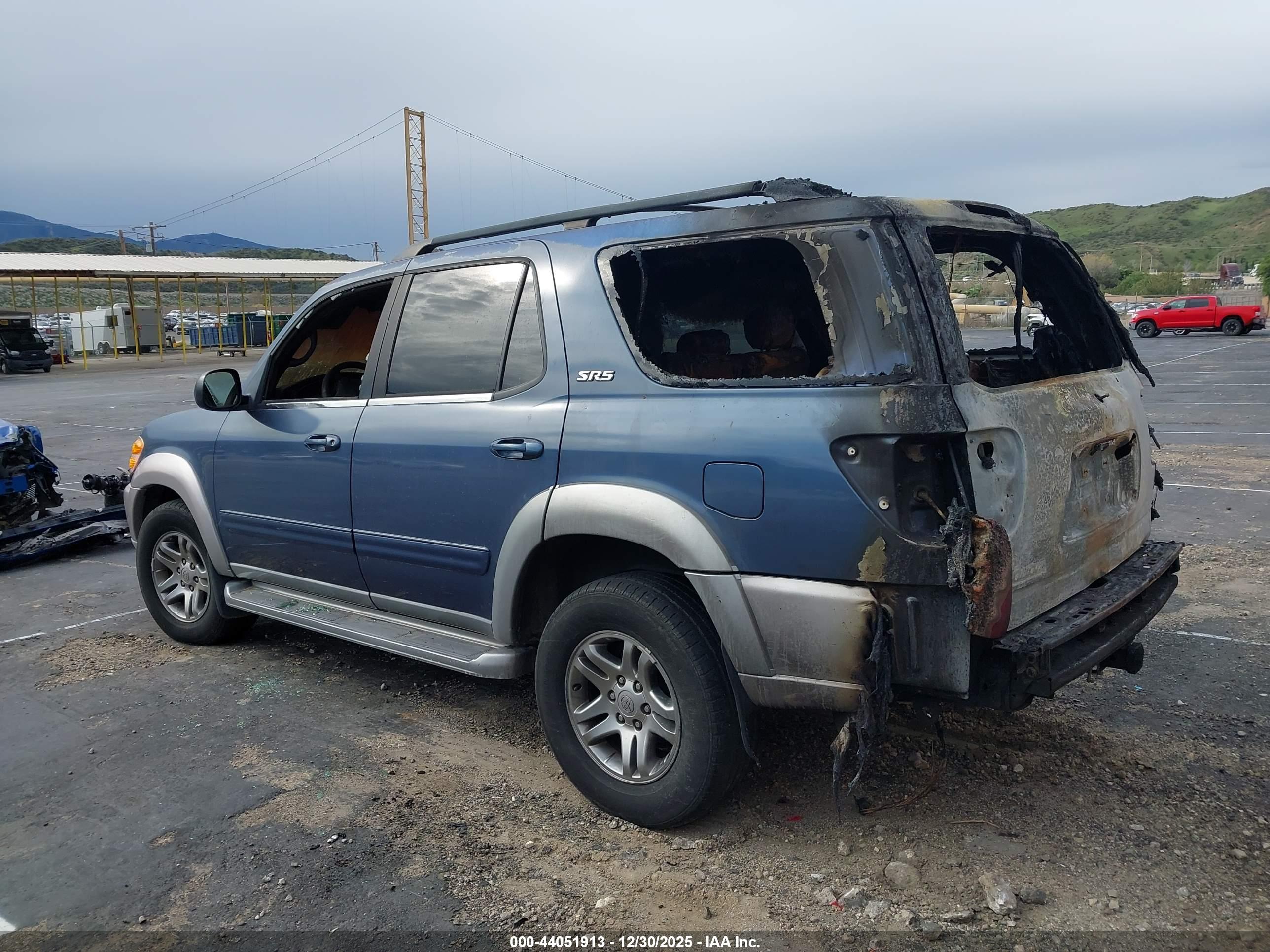 TOYOTA SEQUOIA image 3