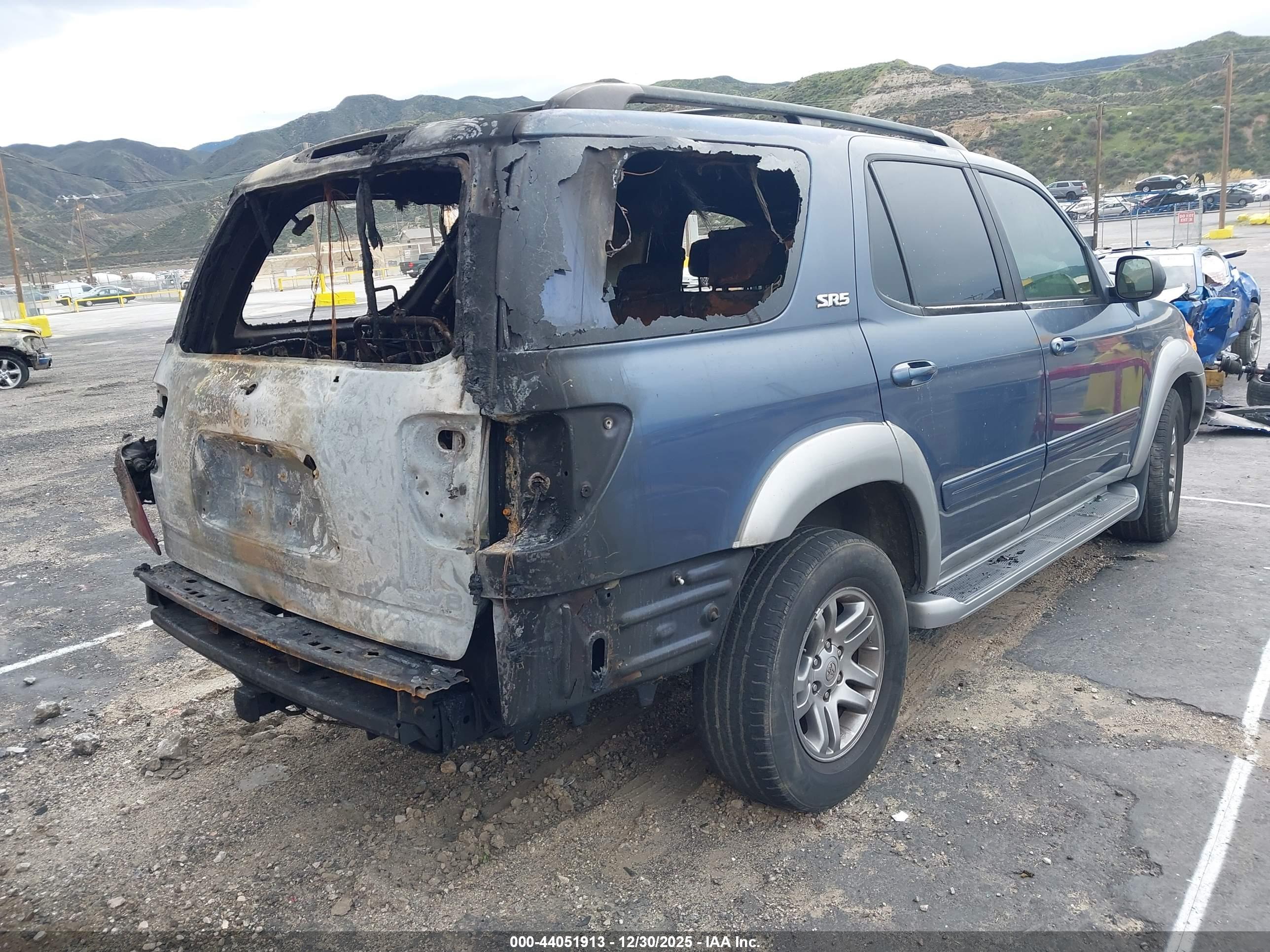 TOYOTA SEQUOIA image 4