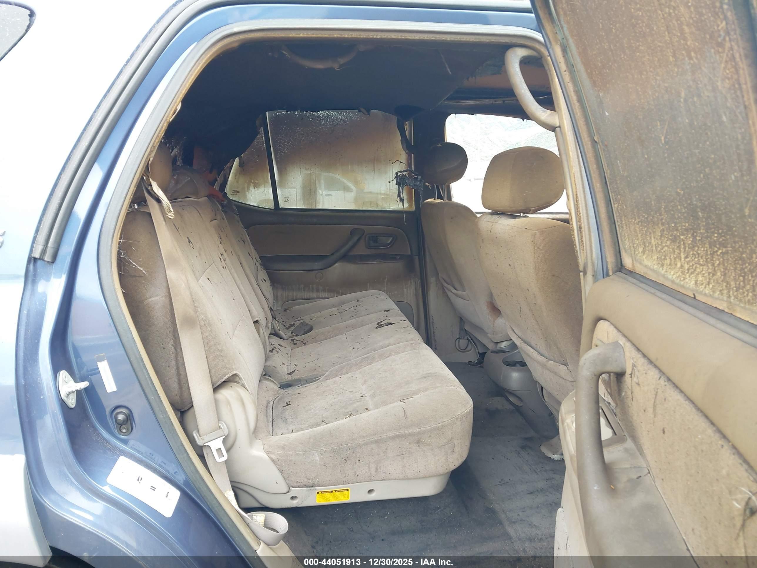 TOYOTA SEQUOIA image 8