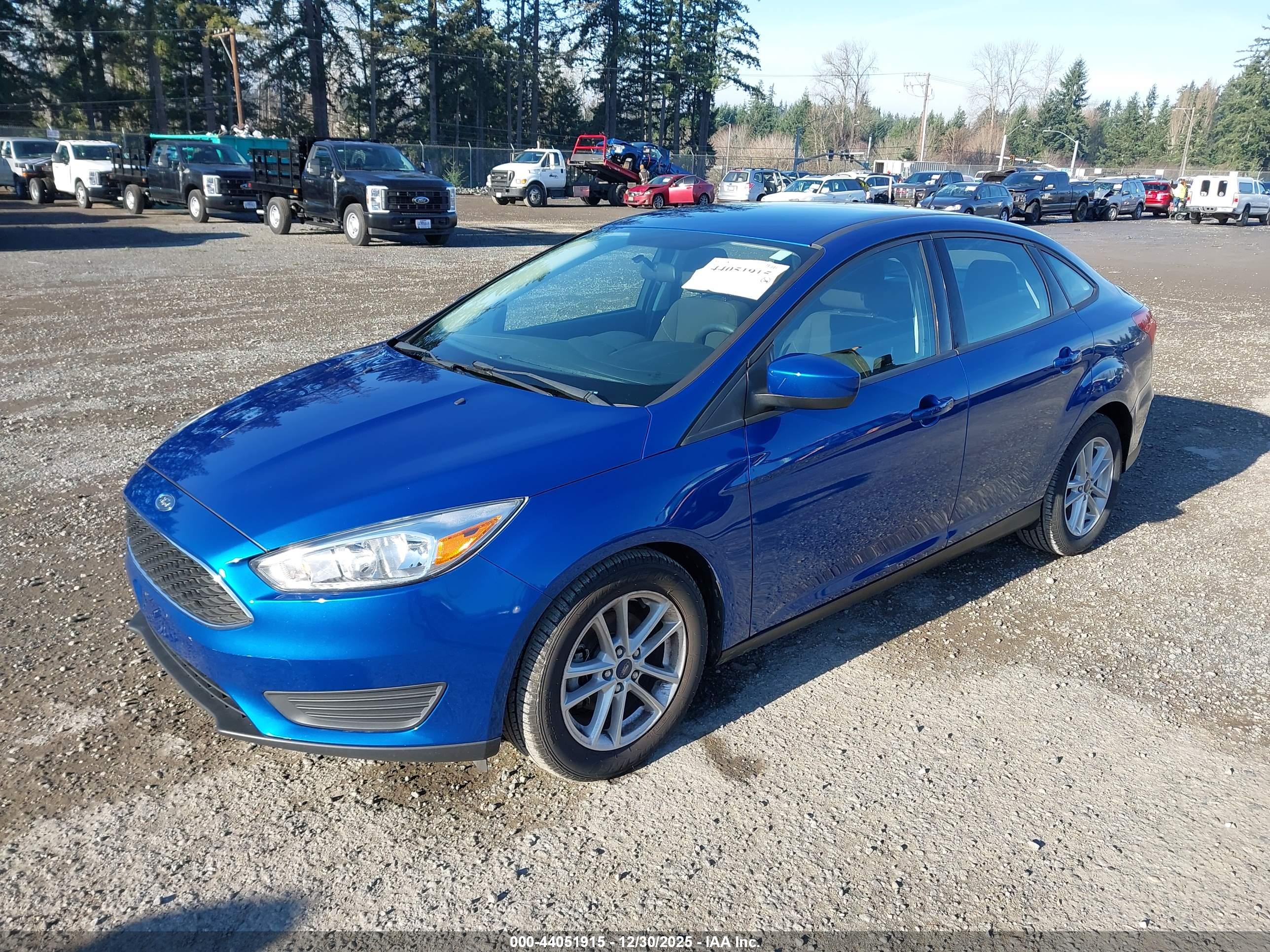 FORD FOCUS image 2