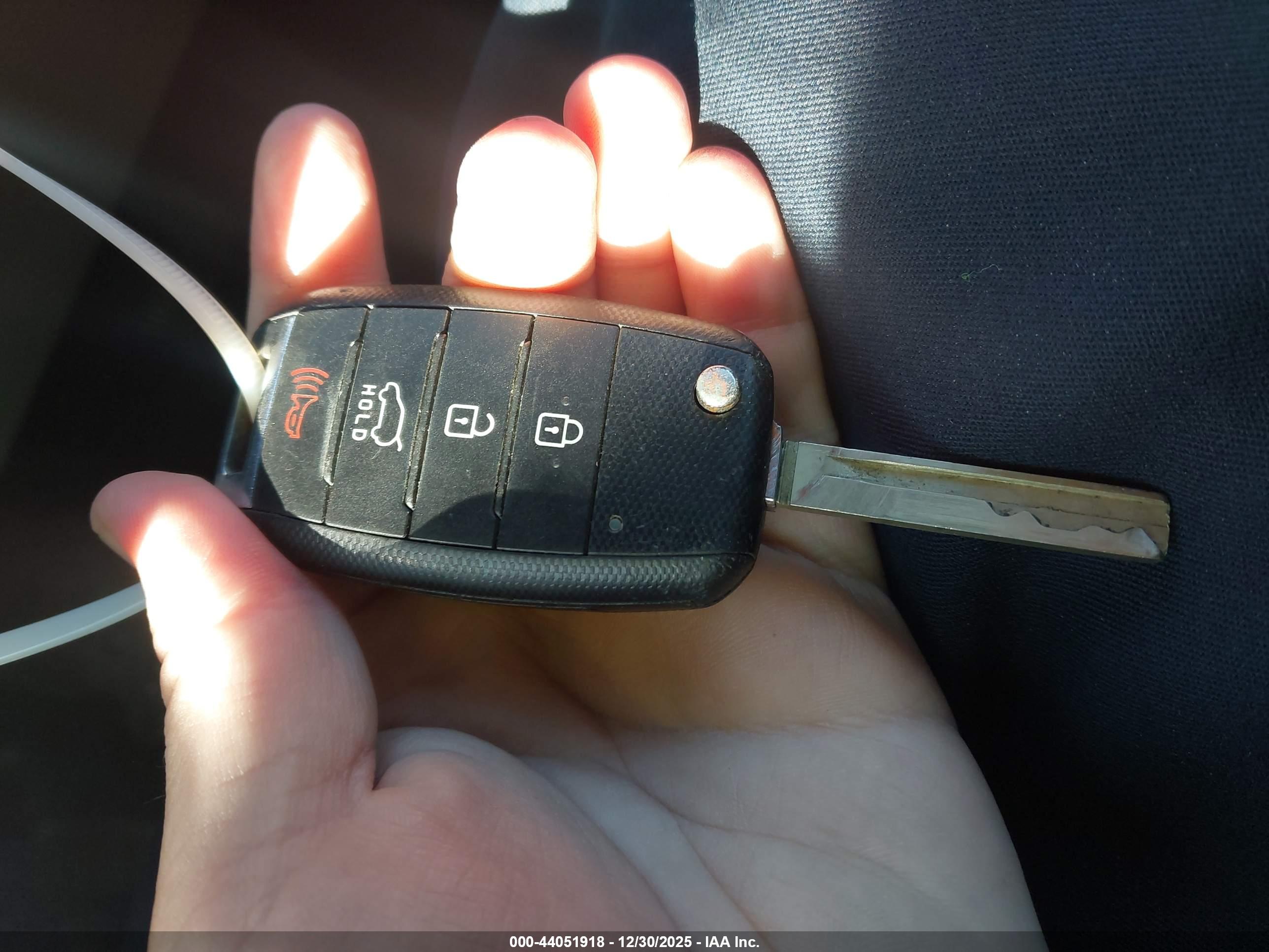 KIA SORENTO image 11
