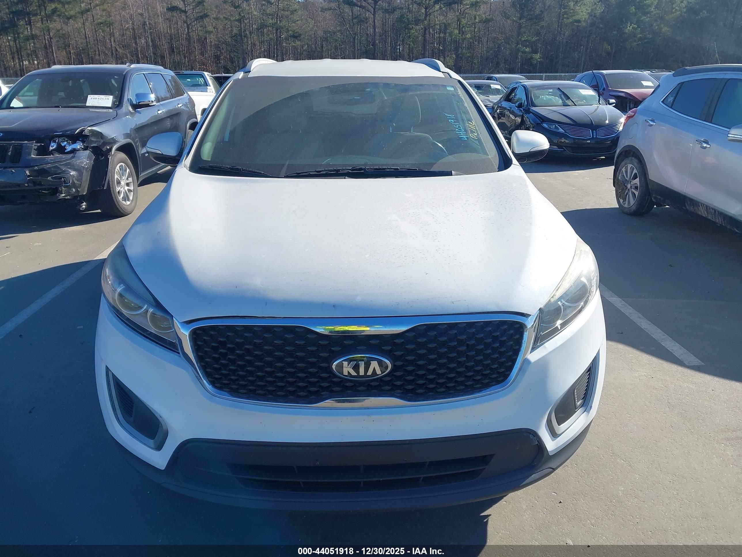 KIA SORENTO image 6