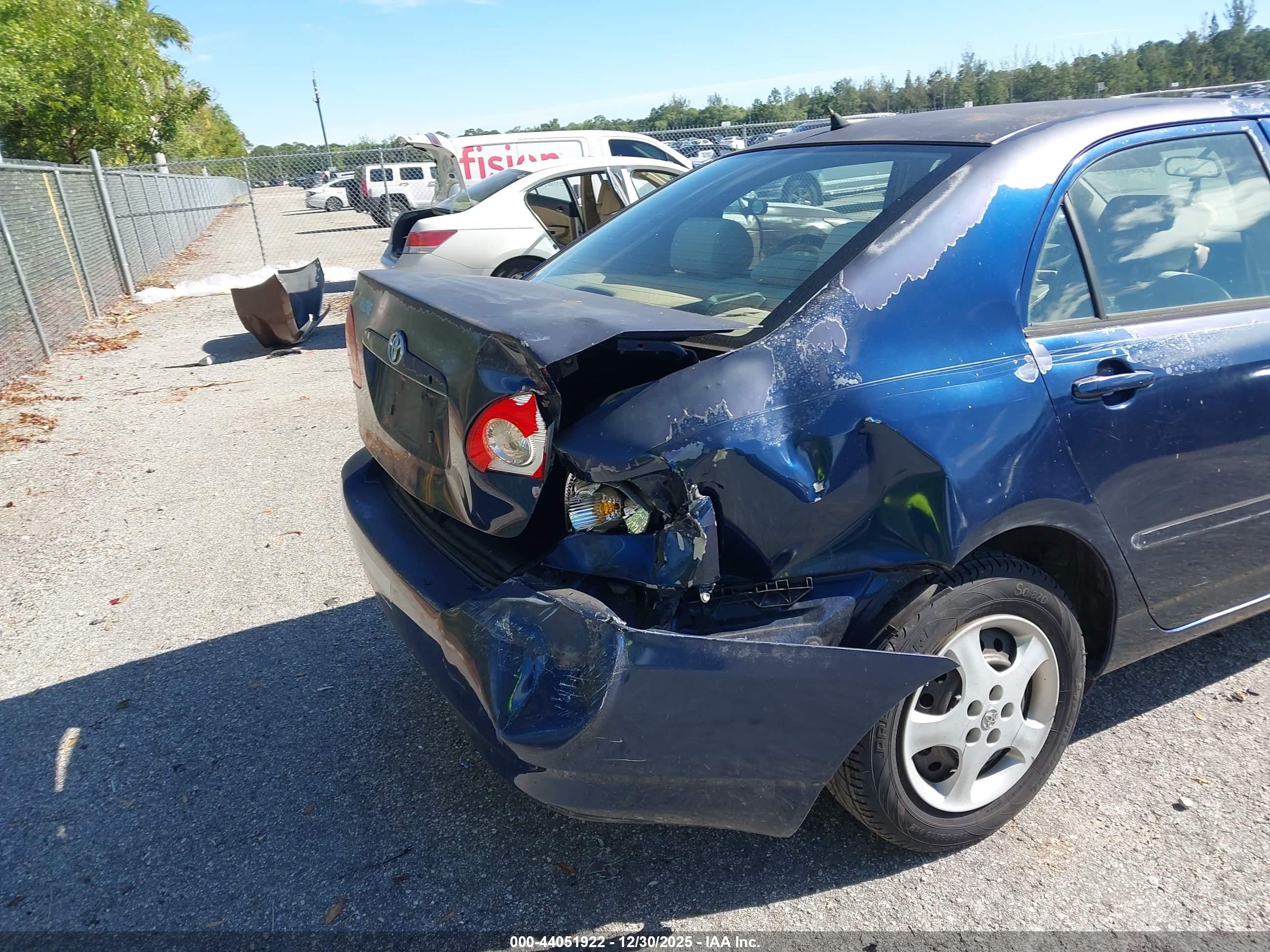 TOYOTA COROLLA image 6