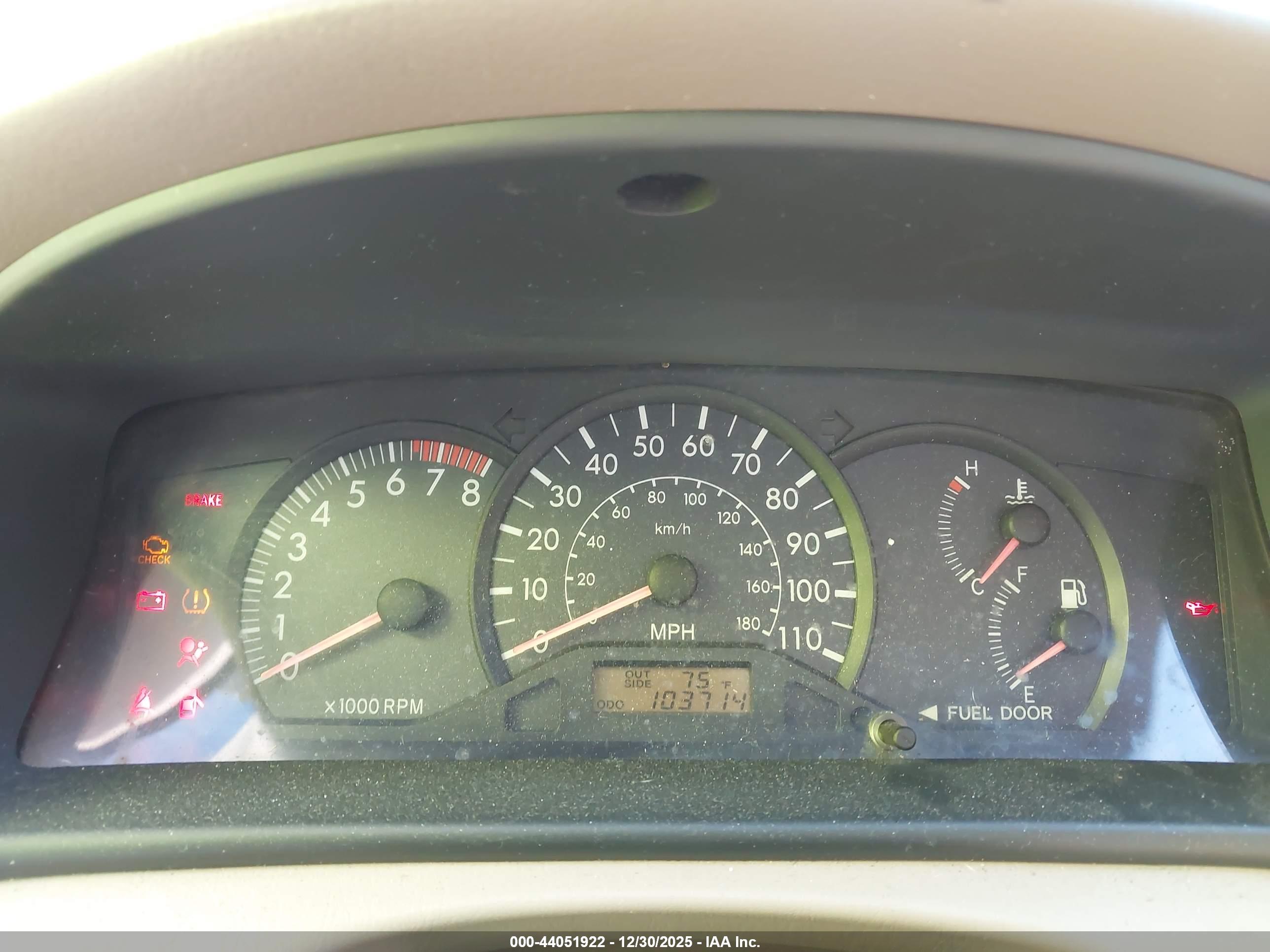 TOYOTA COROLLA image 7