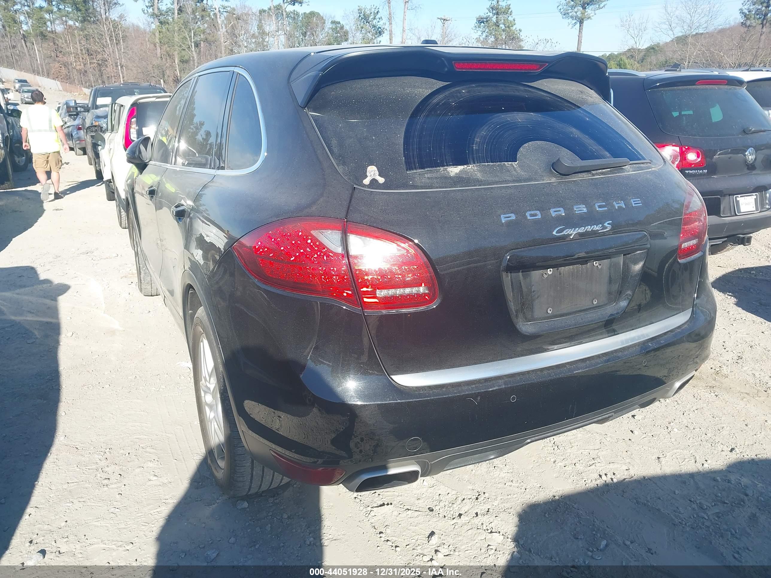PORSCHE CAYENNE image 3