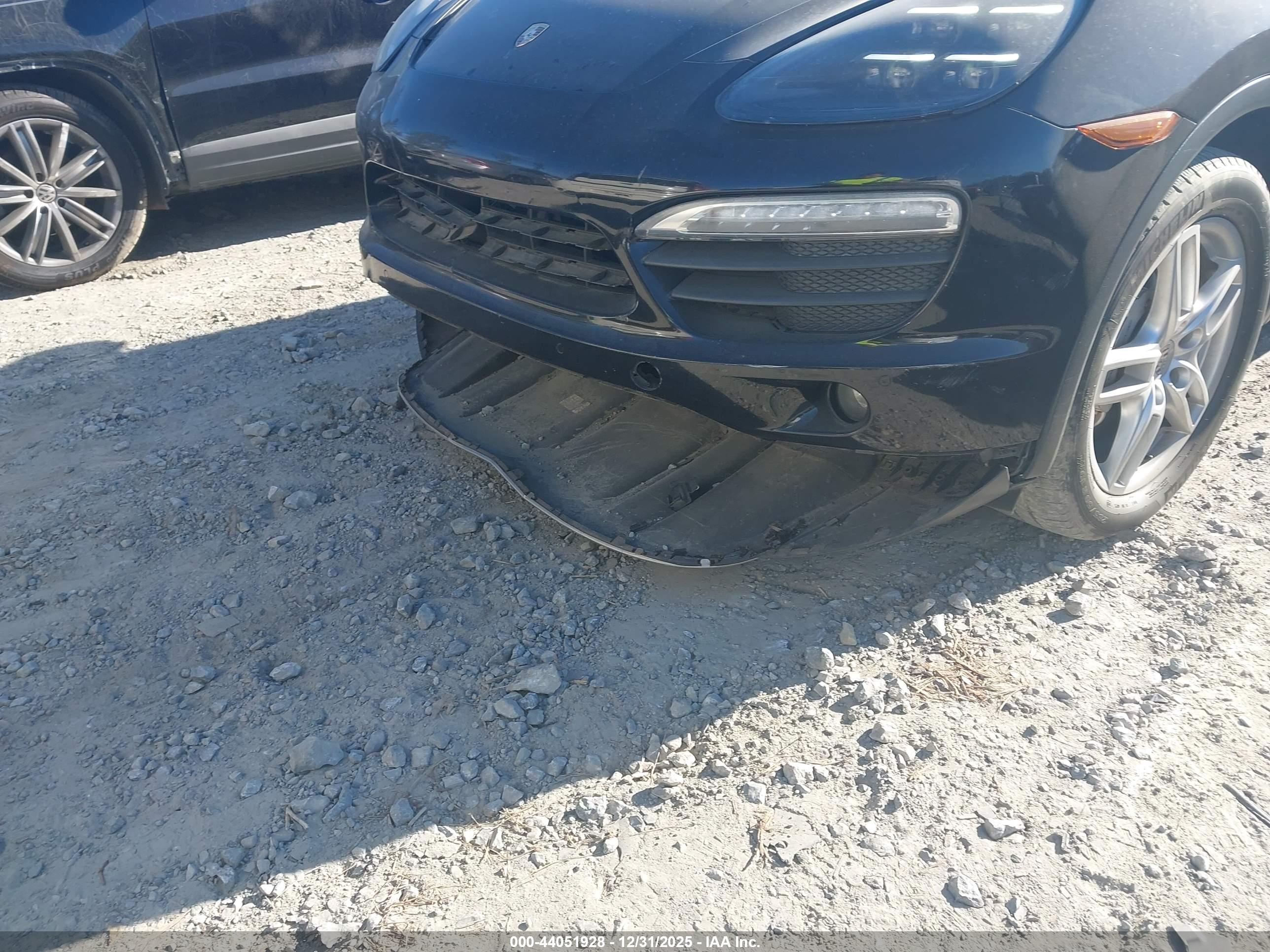 PORSCHE CAYENNE image 6