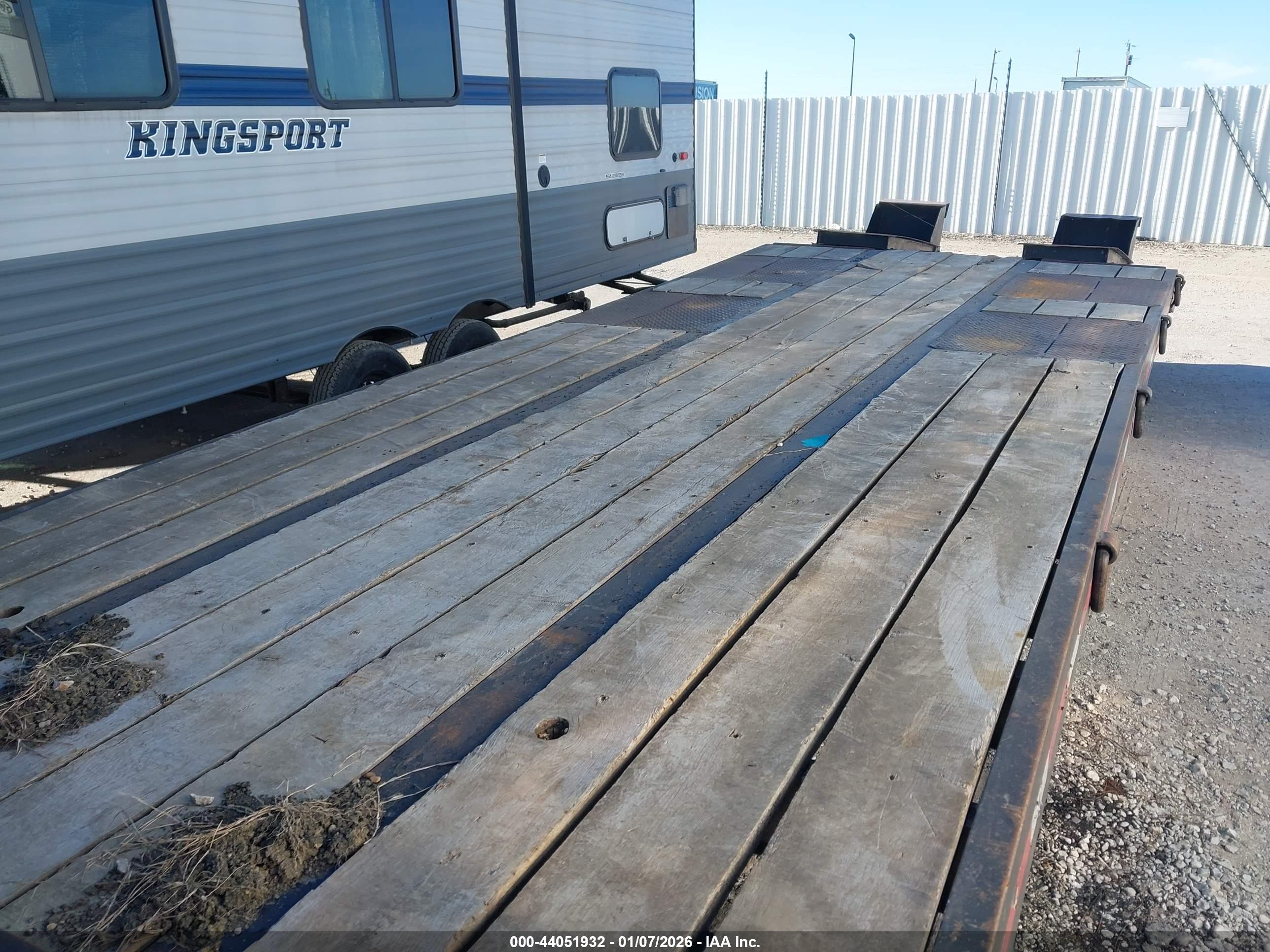 INTERSTATE TRAILERS image 8