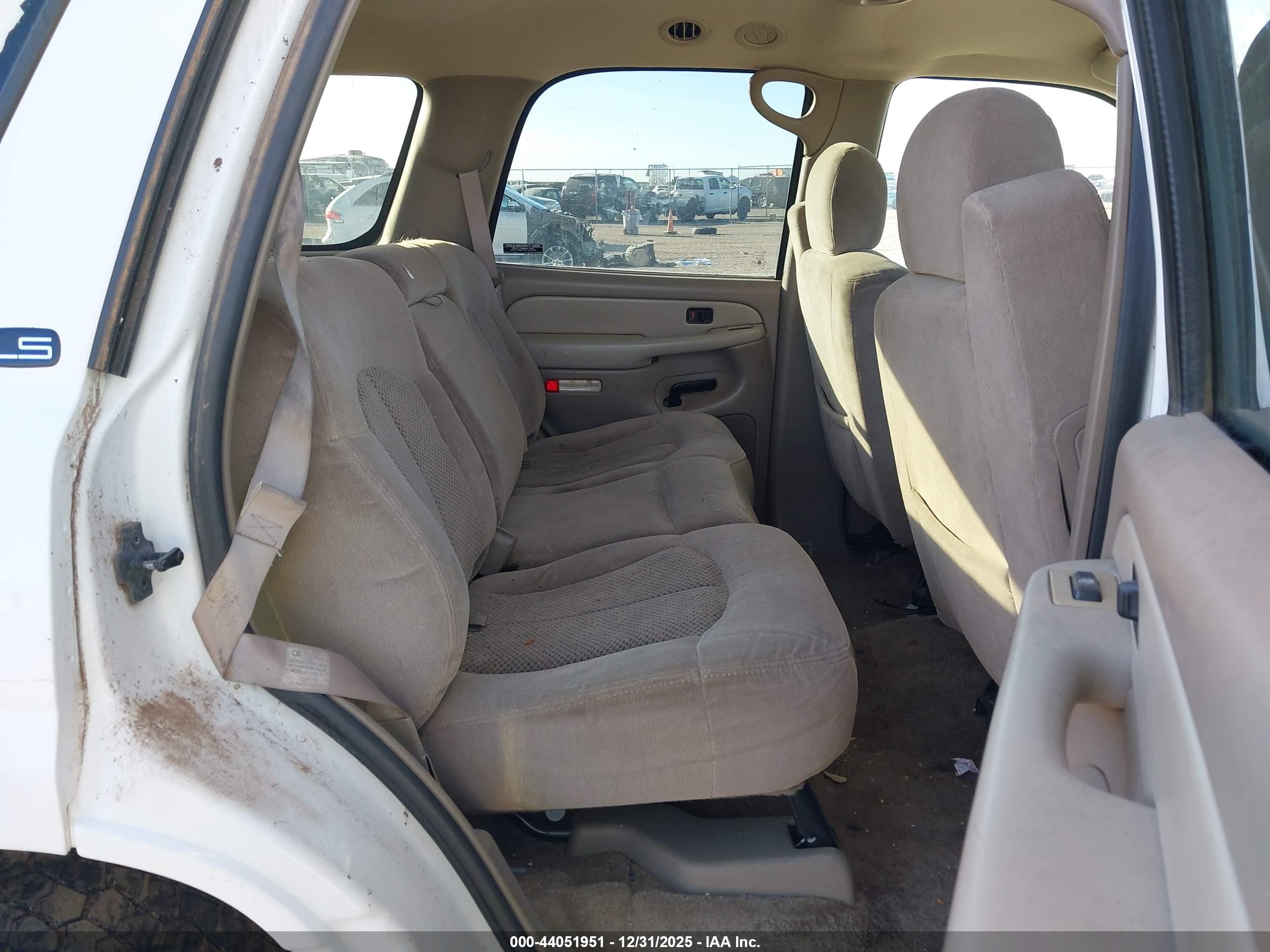 CHEVROLET TAHOE image 8