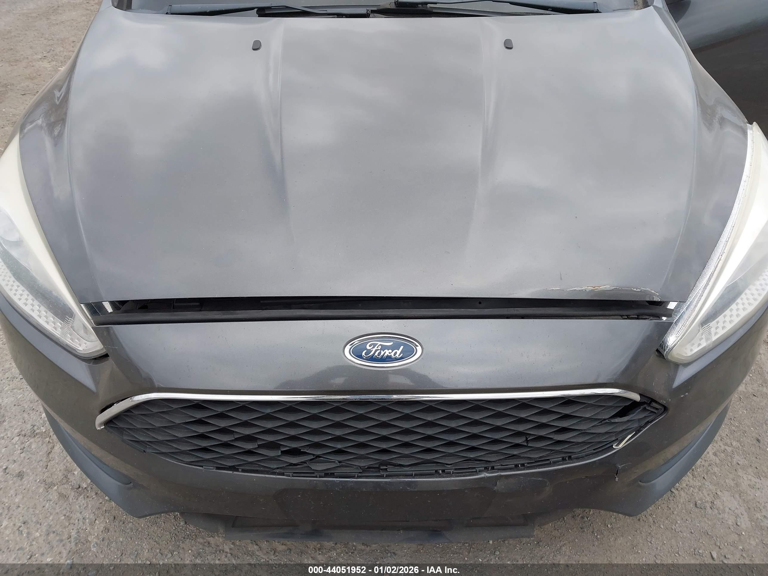 FORD FOCUS image 10