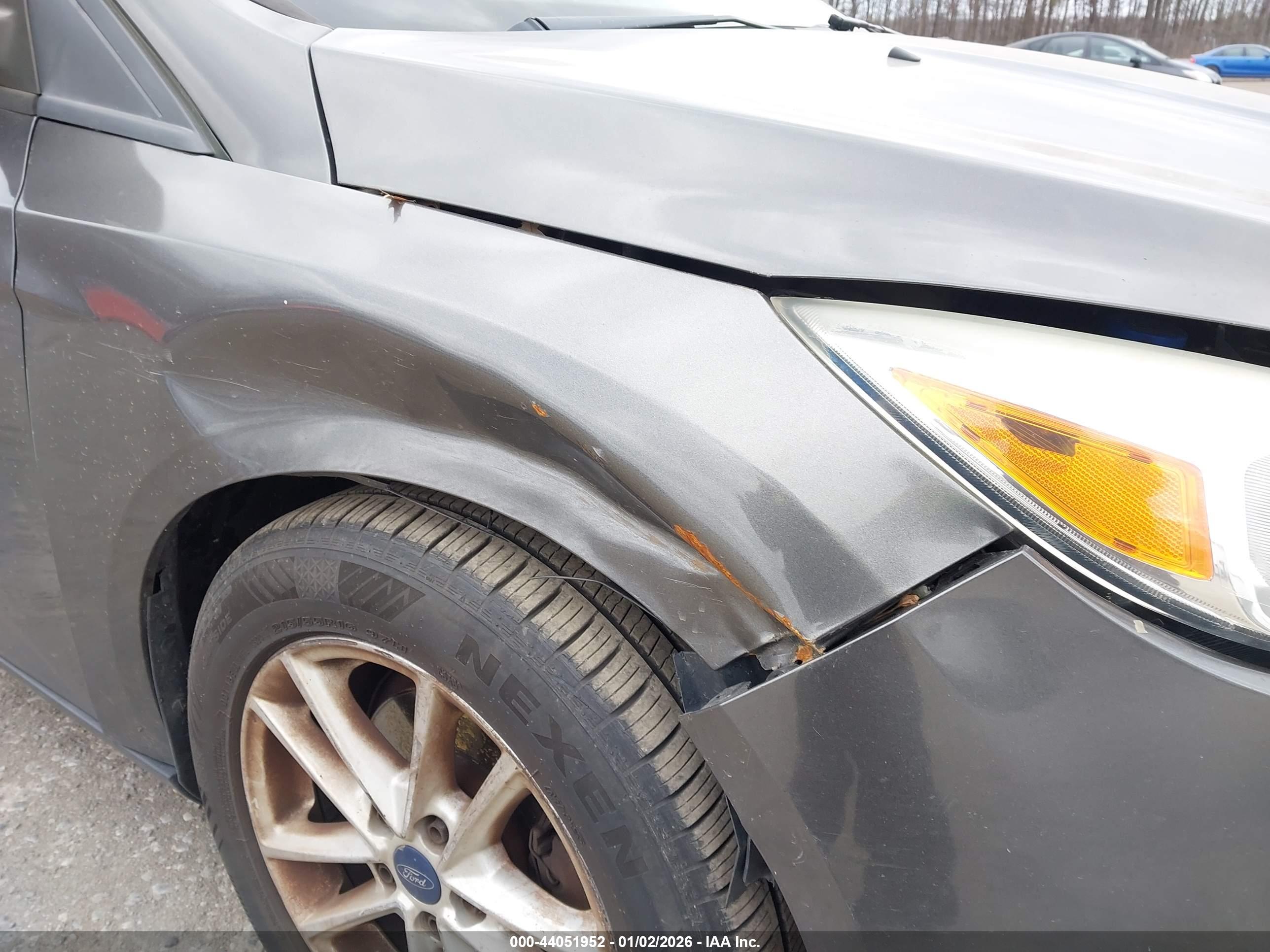 FORD FOCUS image 6