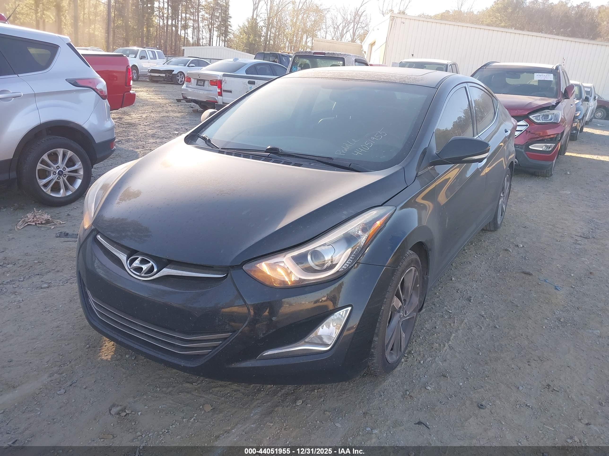 HYUNDAI ELANTRA image 2