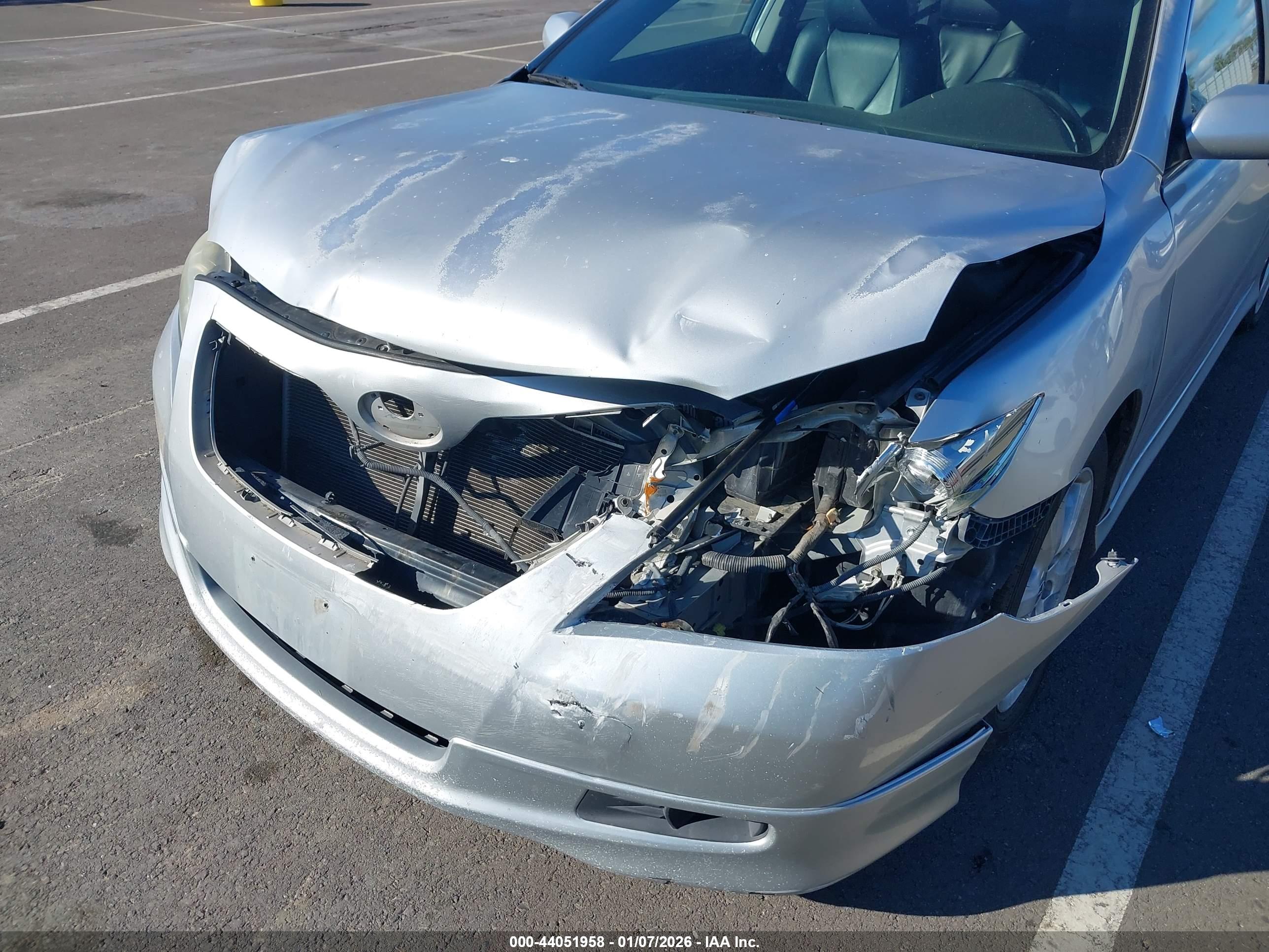 TOYOTA CAMRY image 6