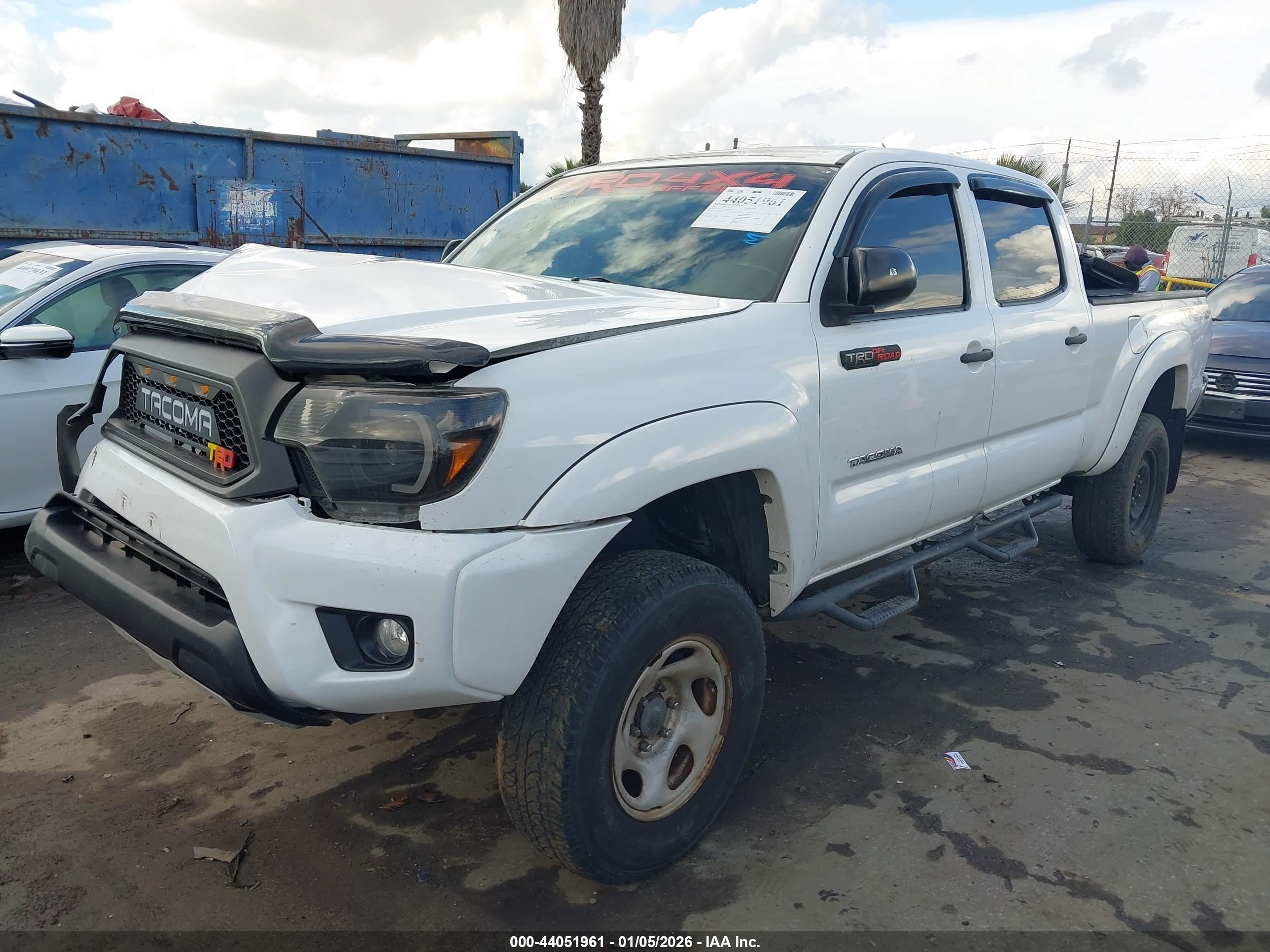 TOYOTA TACOMA image 2