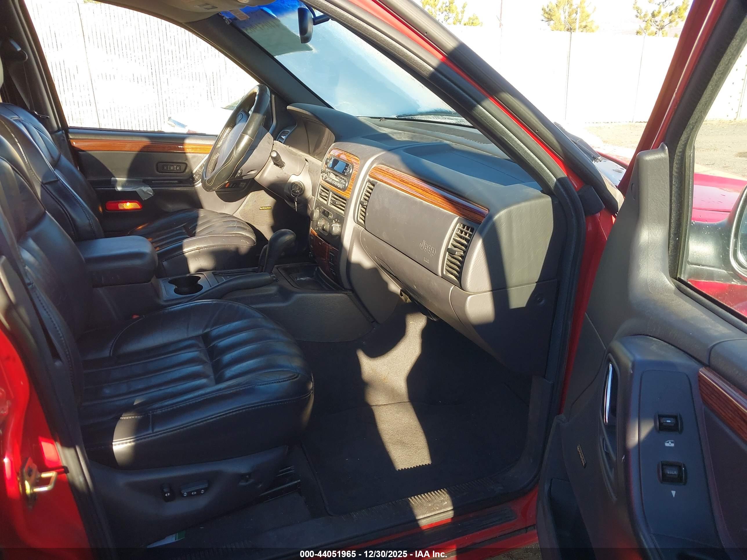 JEEP GRAND image 5
