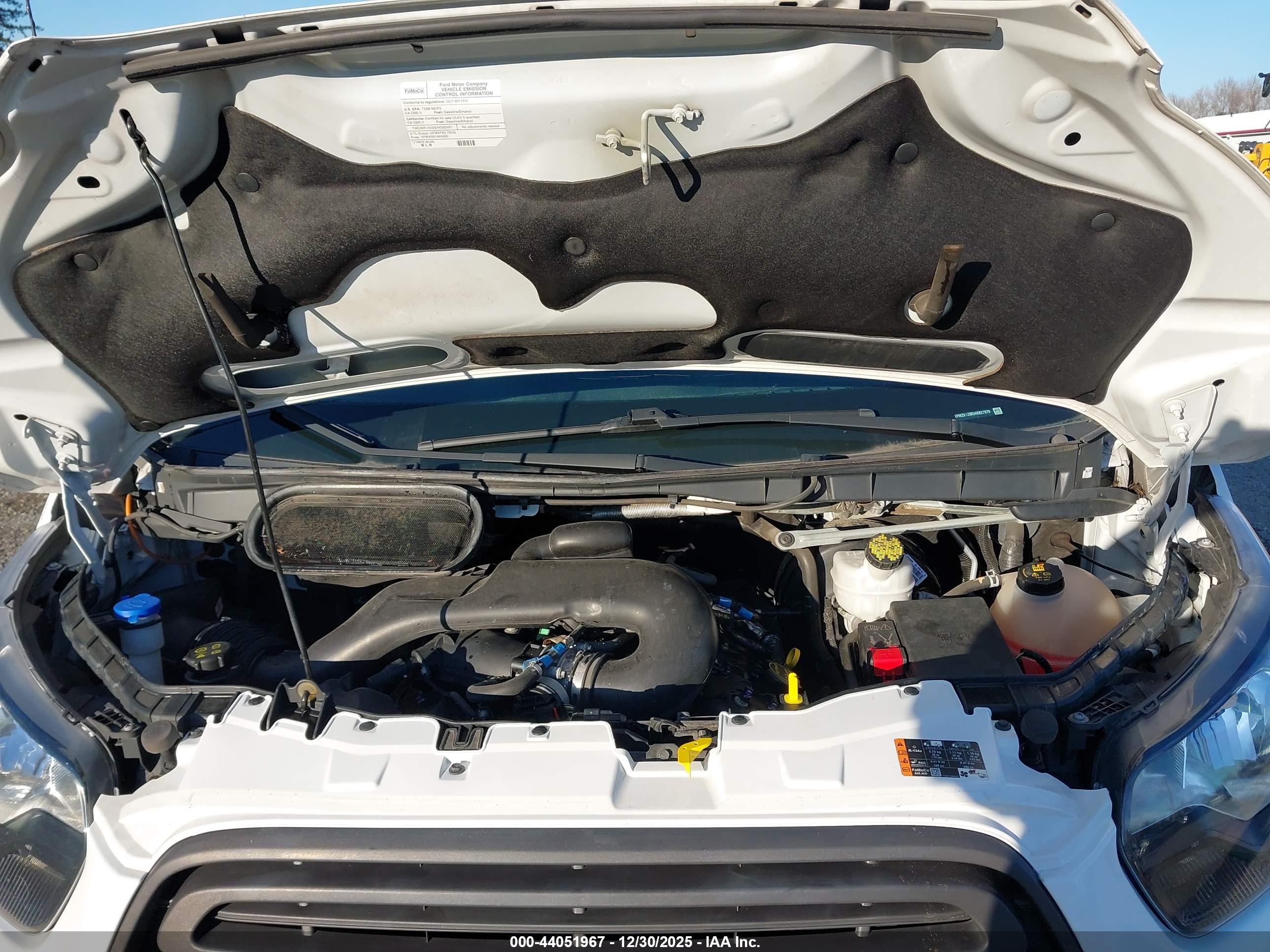 FORD TRANSIT-150 image 10