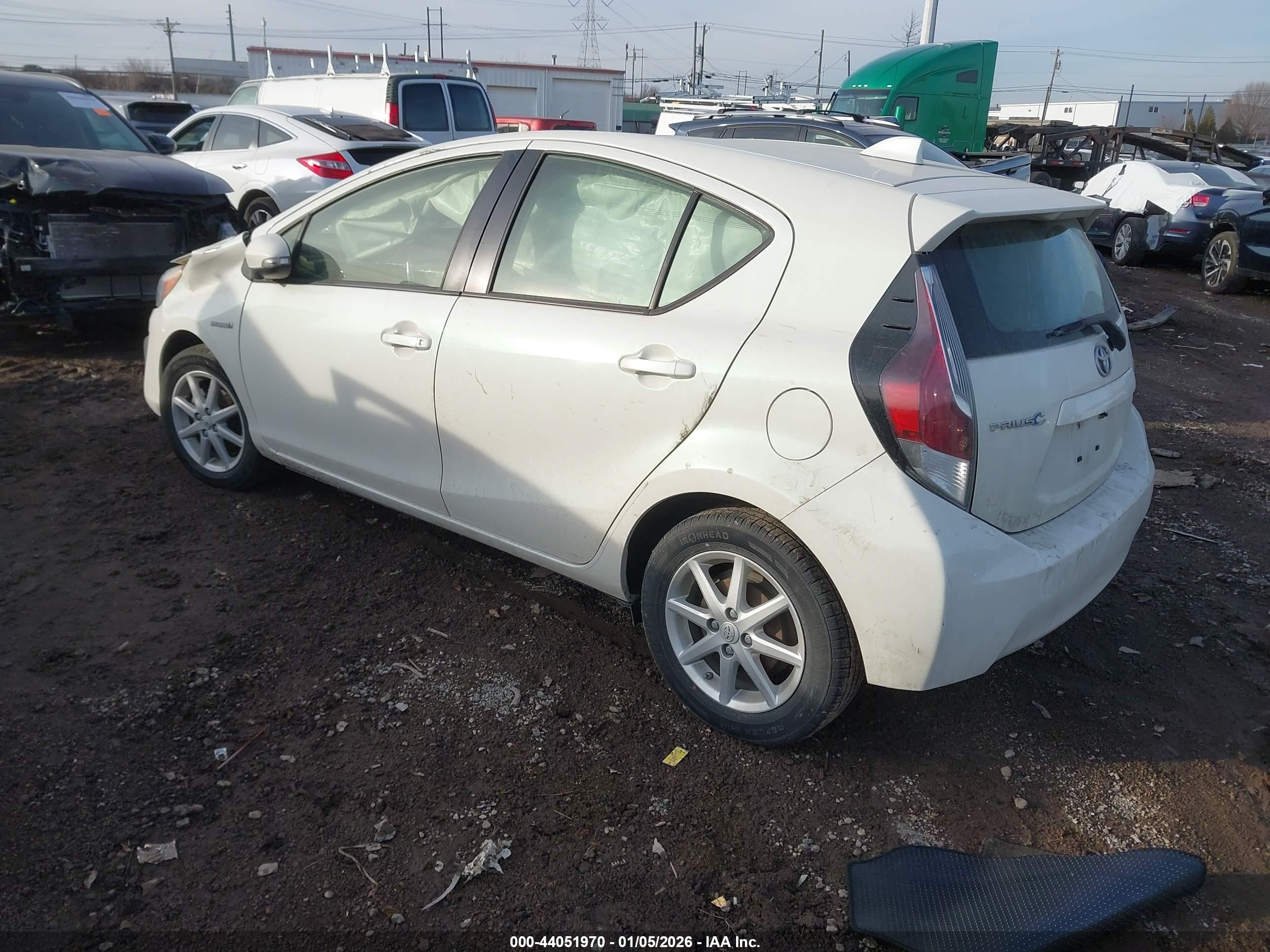 TOYOTA PRIUS image 3