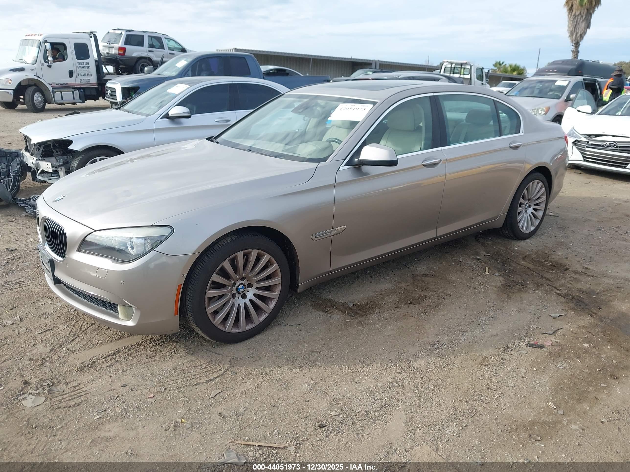 BMW 750LI image 2