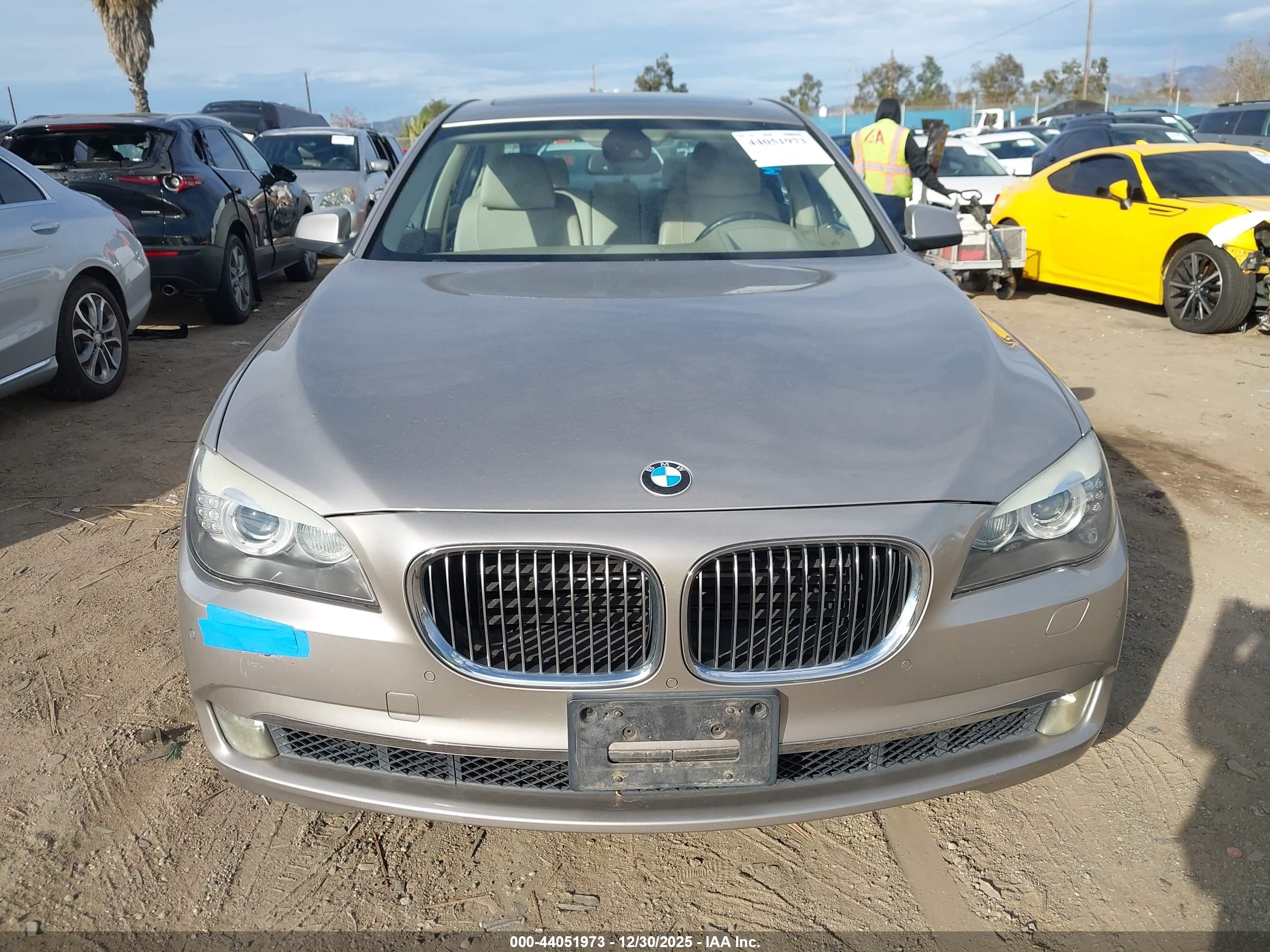BMW 750LI image 6