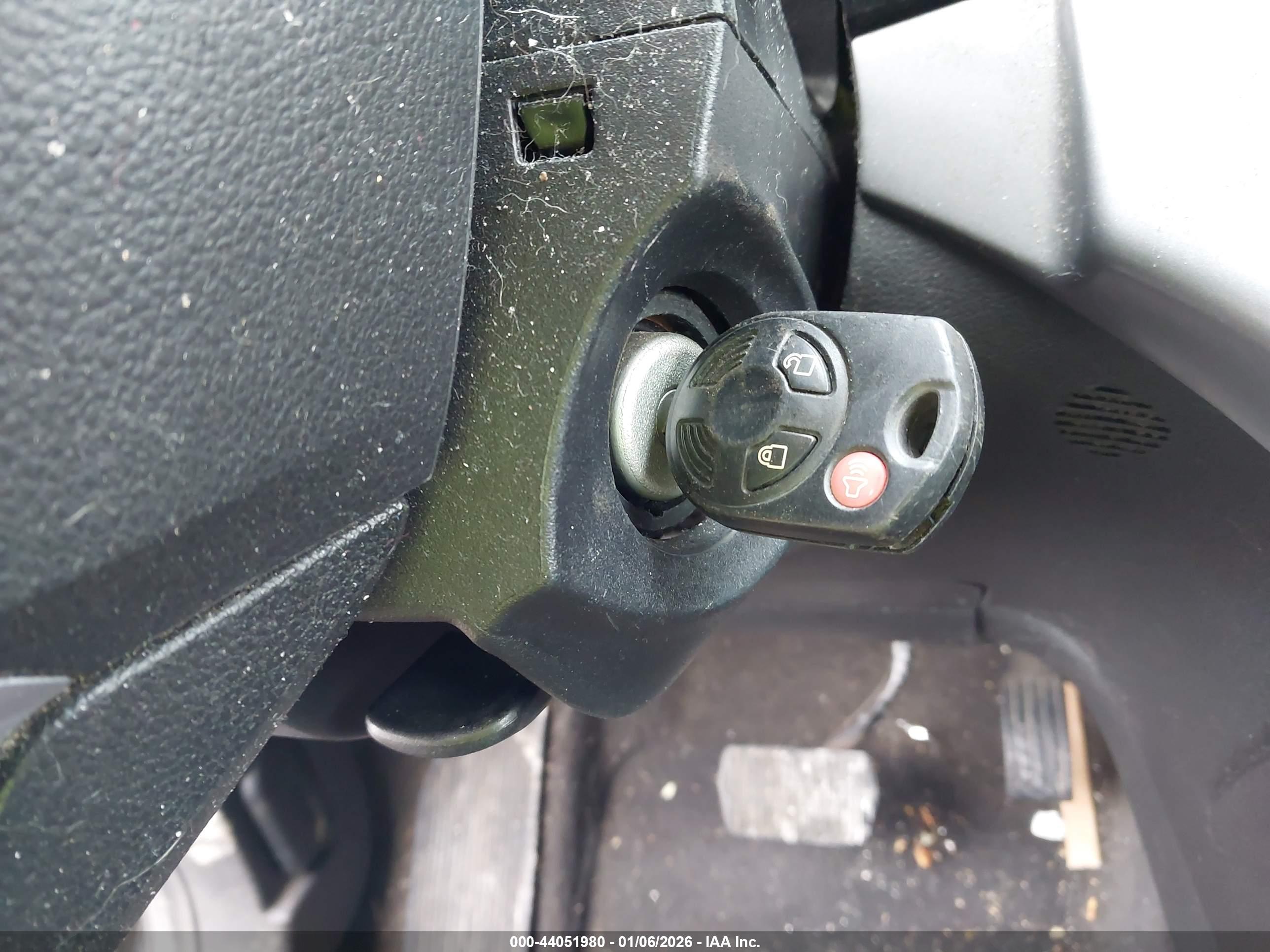 FORD ESCAPE image 11