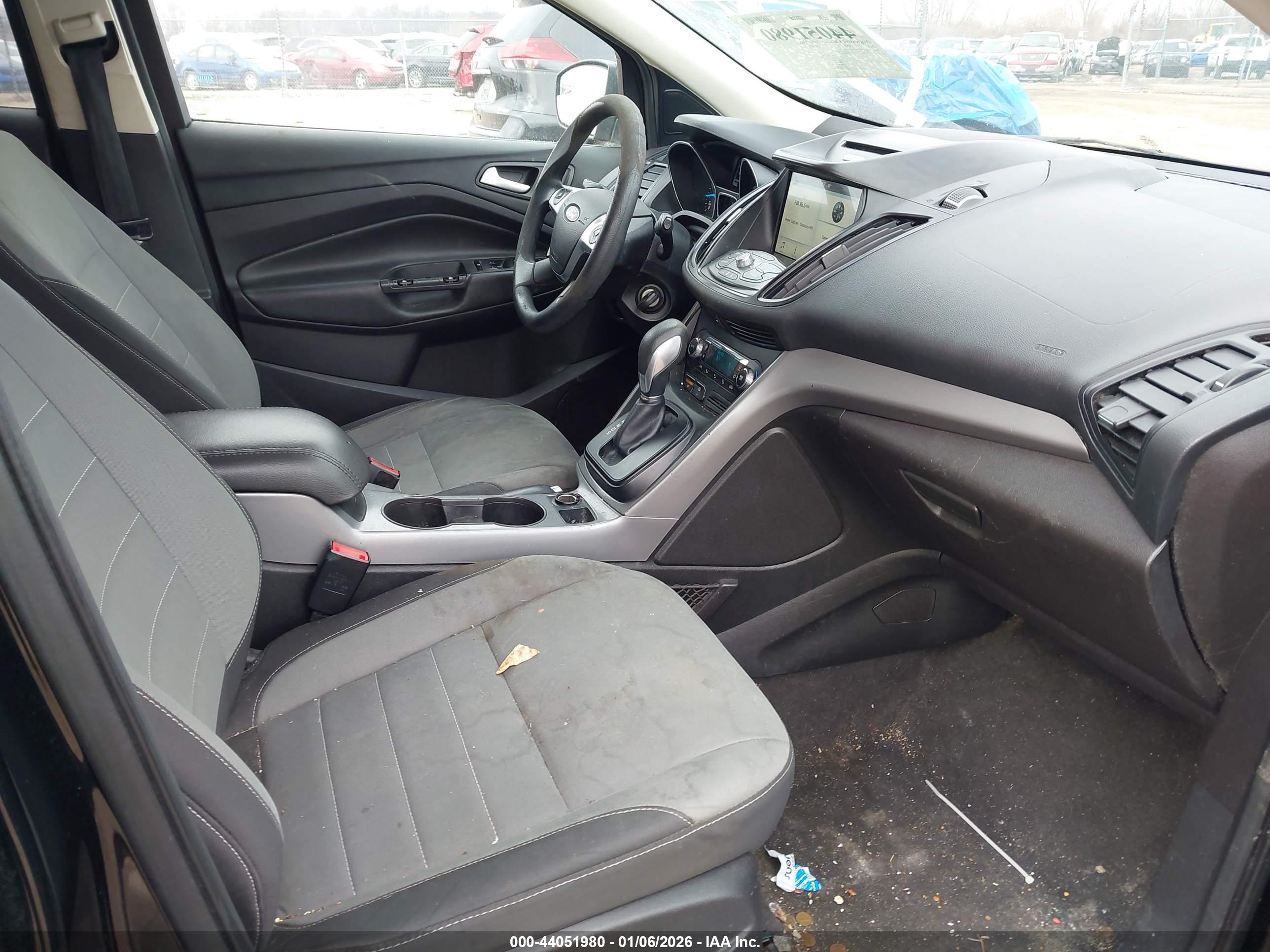 FORD ESCAPE image 5