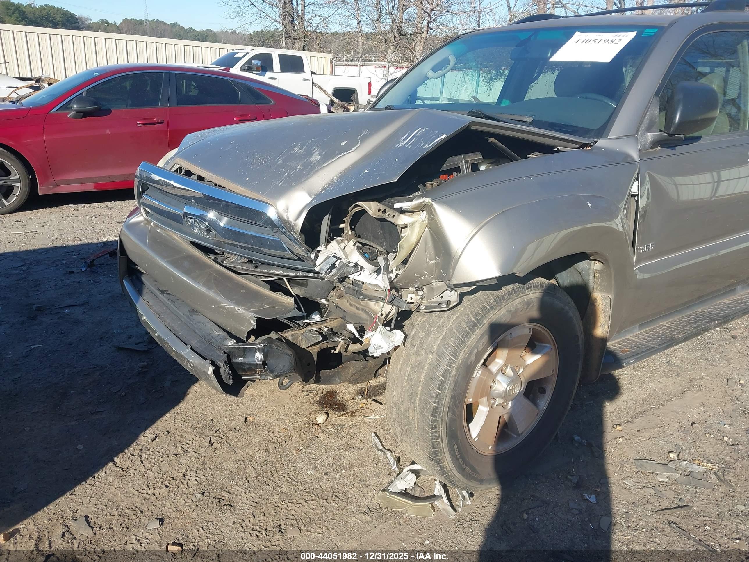 TOYOTA 4RUNNER image 6